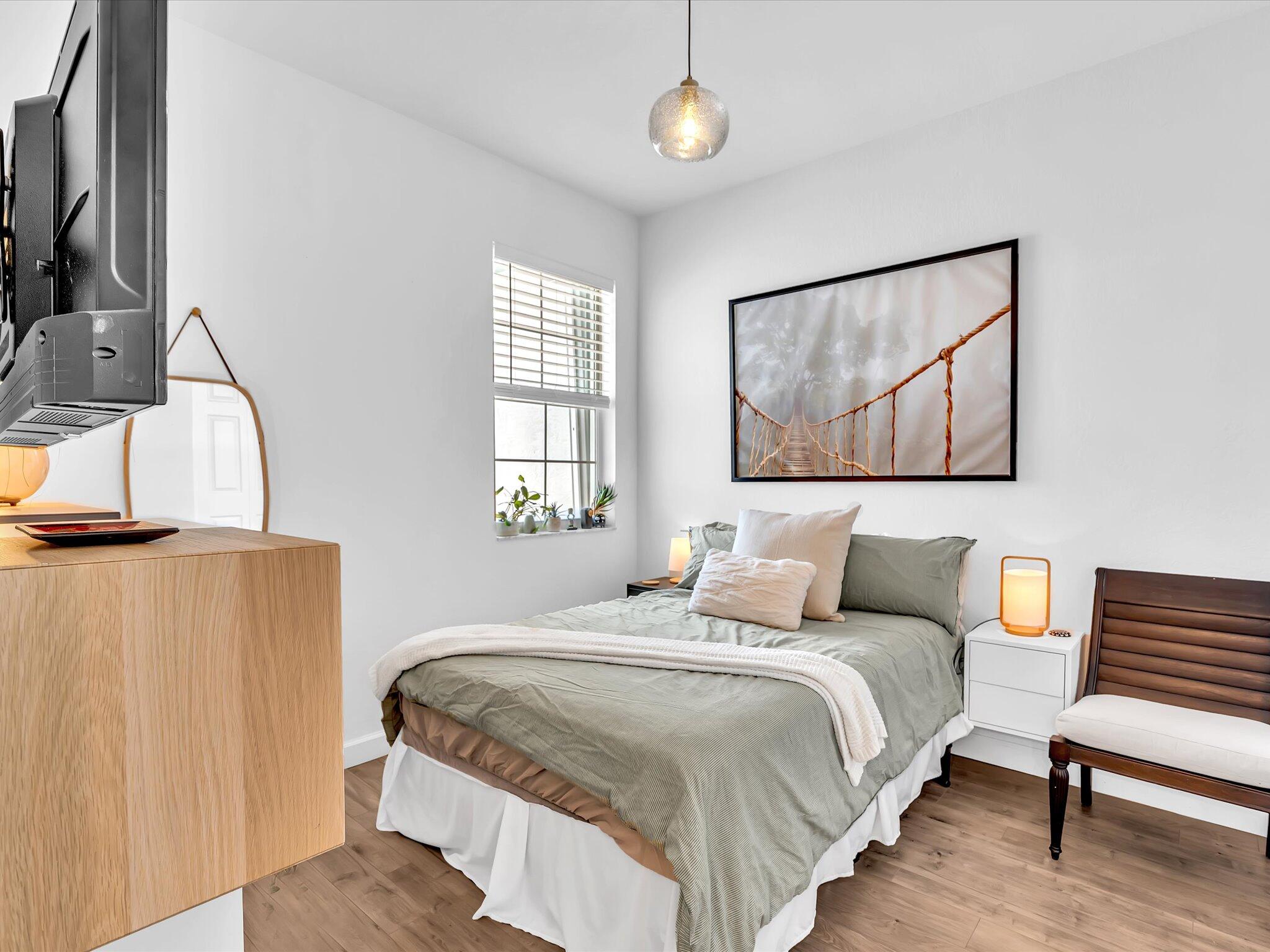 CHARLESTON COMMONS 2 - Residential