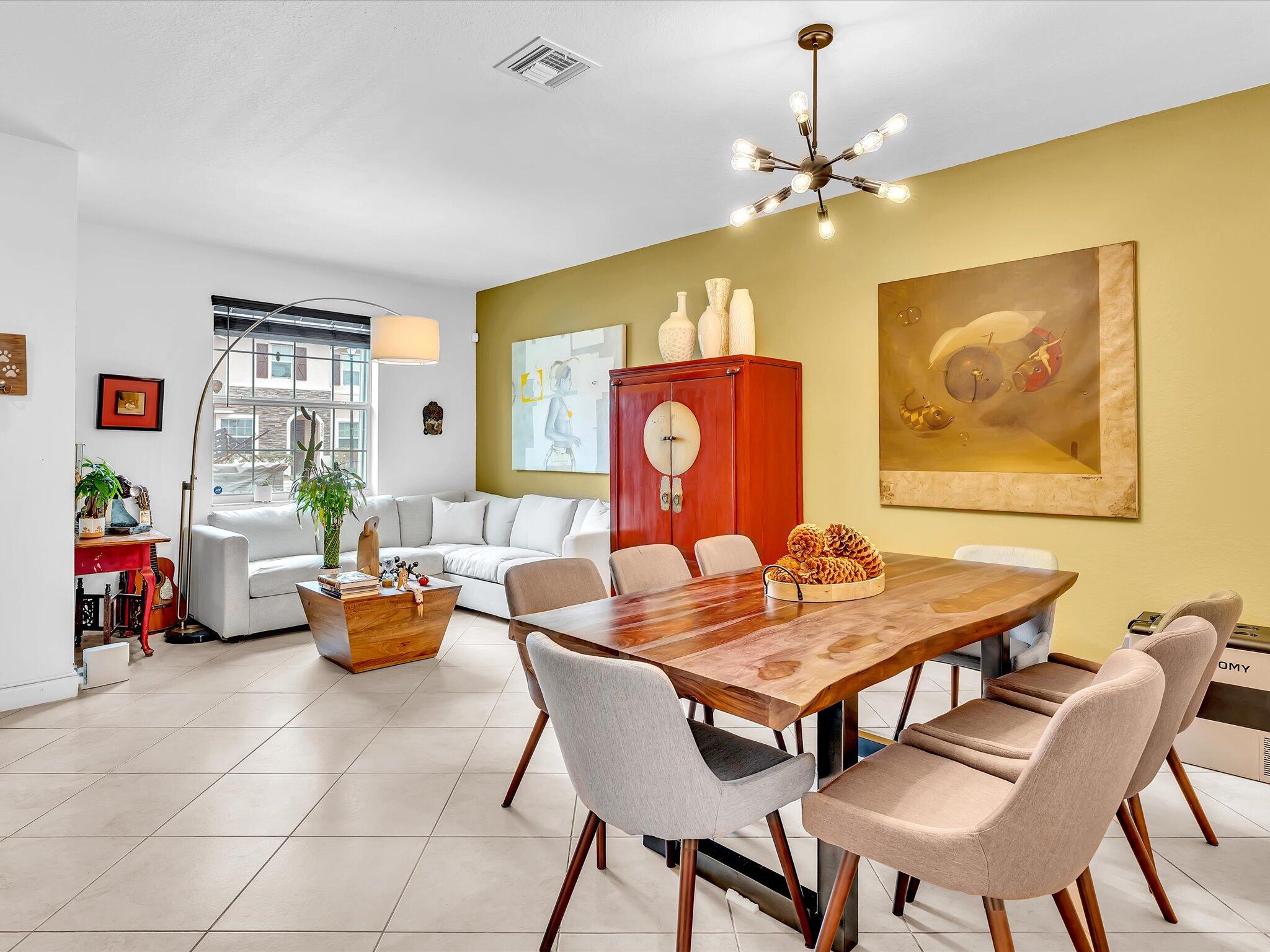 CHARLESTON COMMONS 2 - Residential