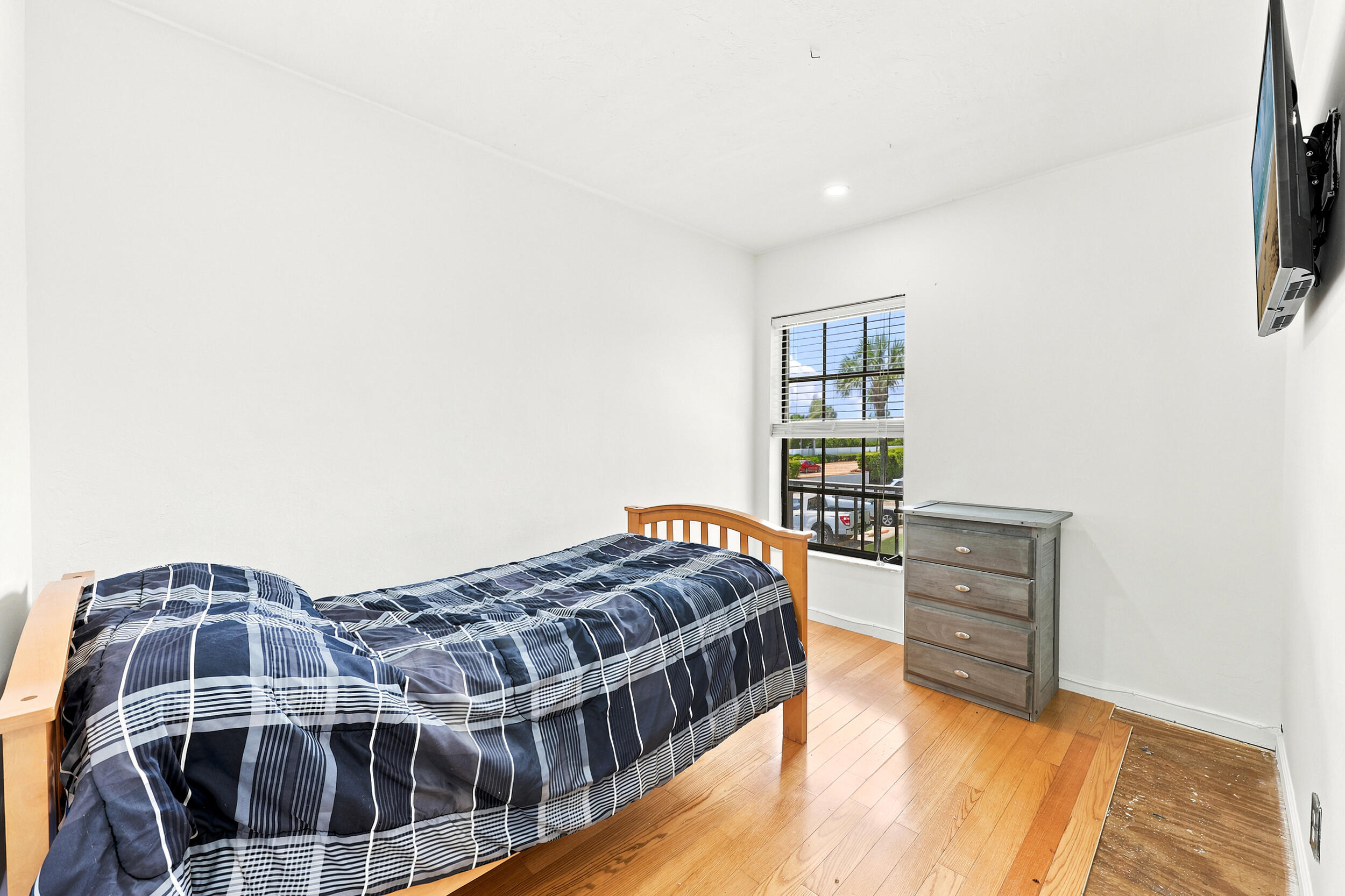 GOLFVIEW HARBOUR TOWNHOUSES - Residential