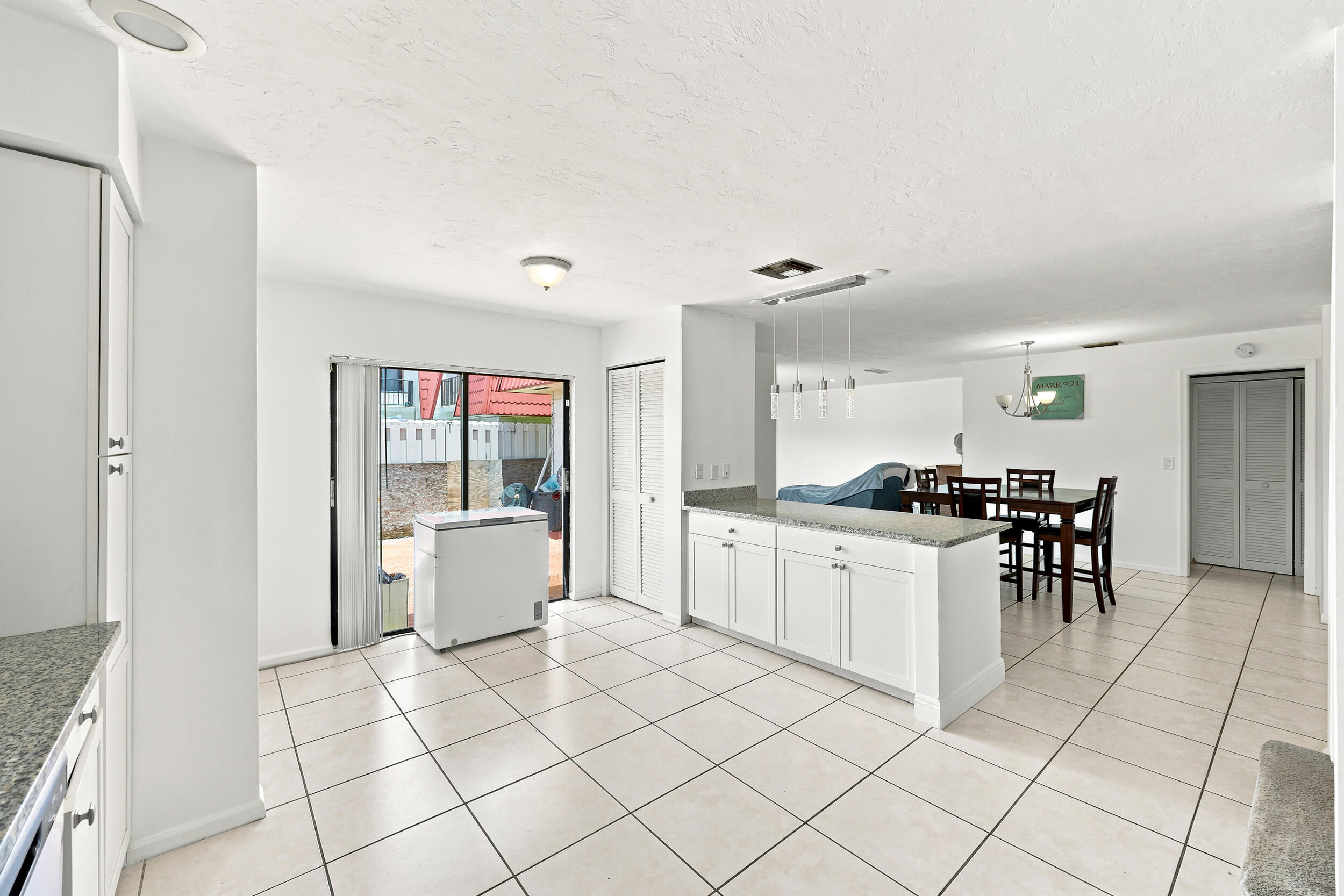 GOLFVIEW HARBOUR TOWNHOUSES - Residential