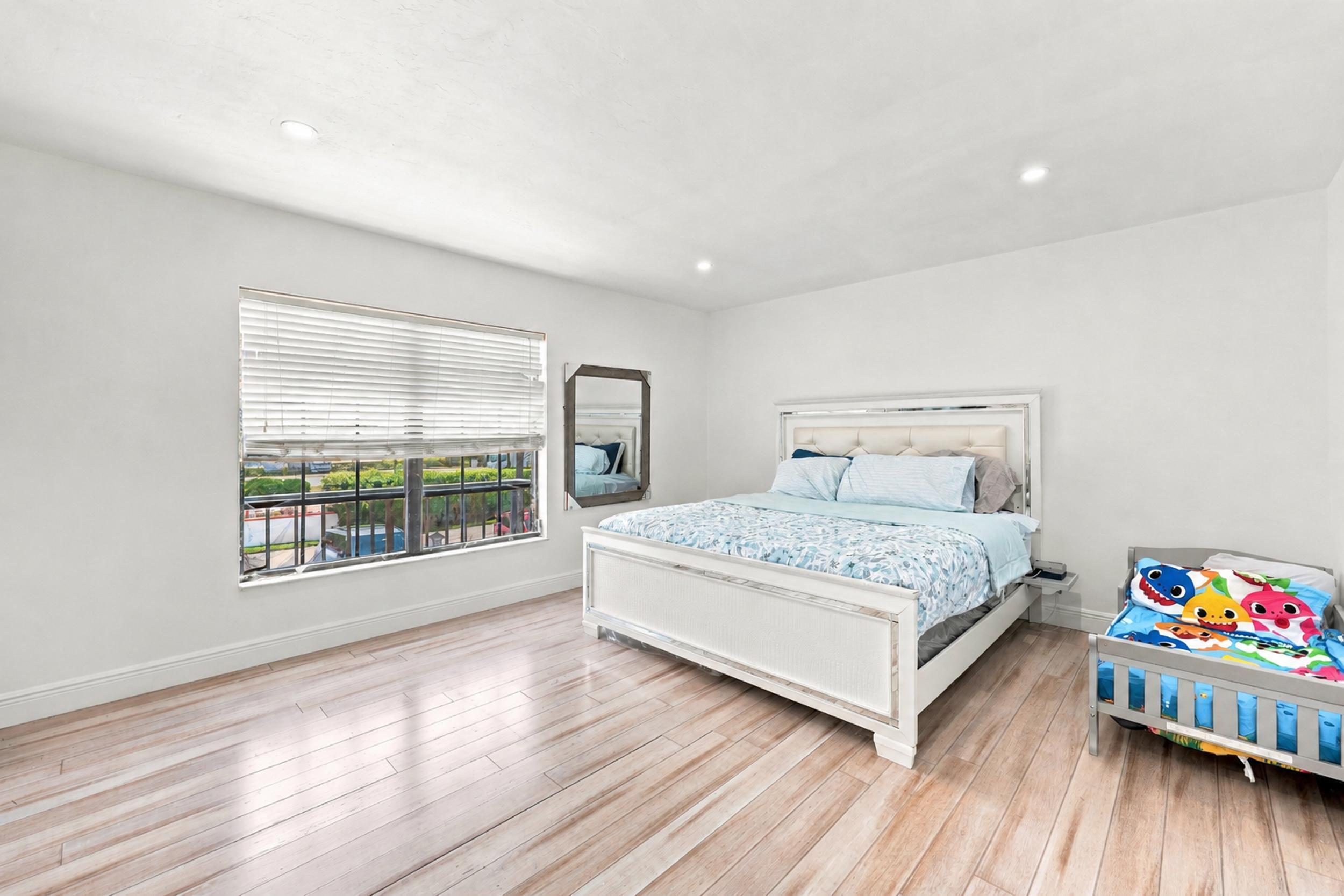 GOLFVIEW HARBOUR TOWNHOUSES - Residential