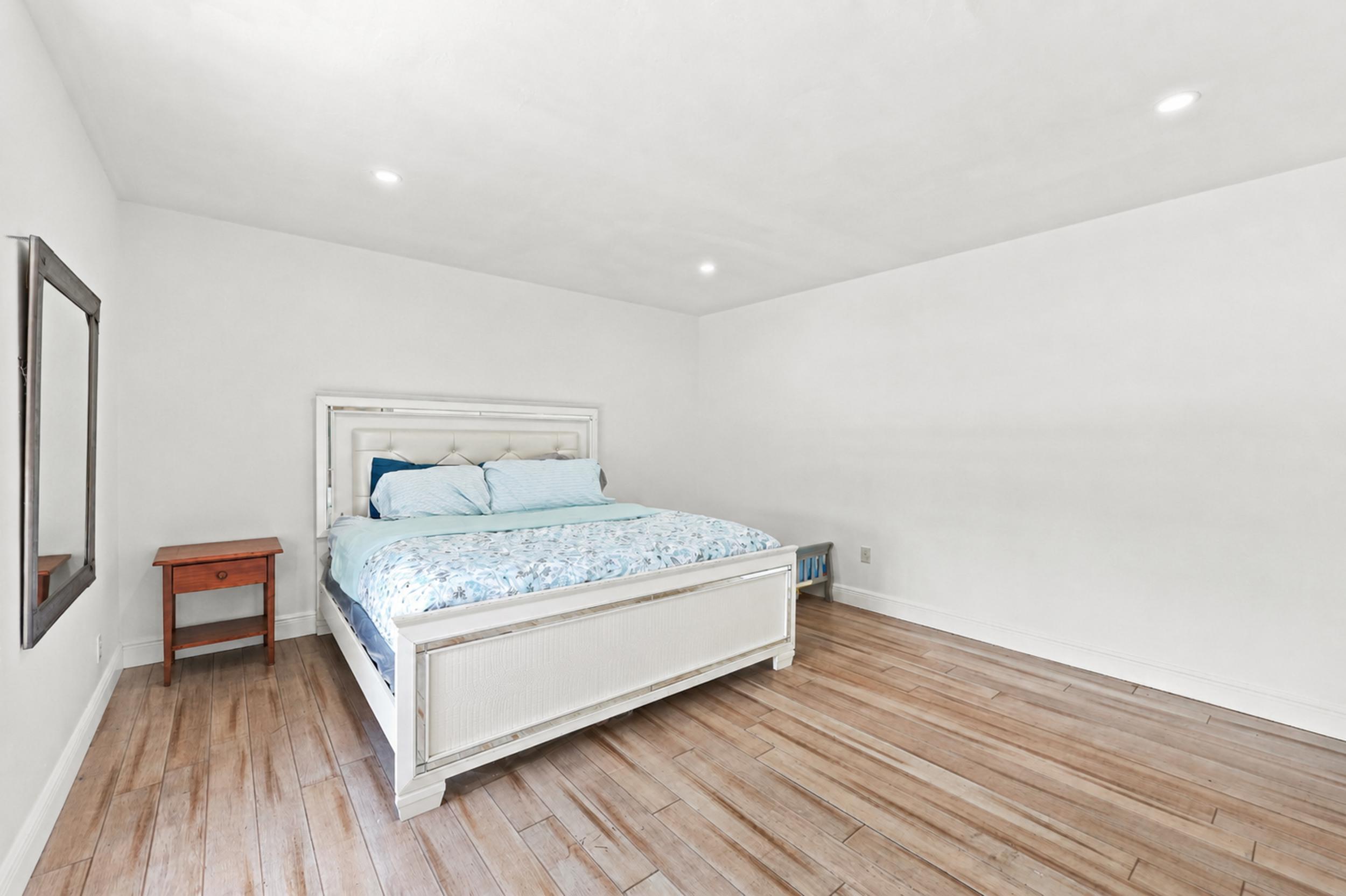 GOLFVIEW HARBOUR TOWNHOUSES - Residential