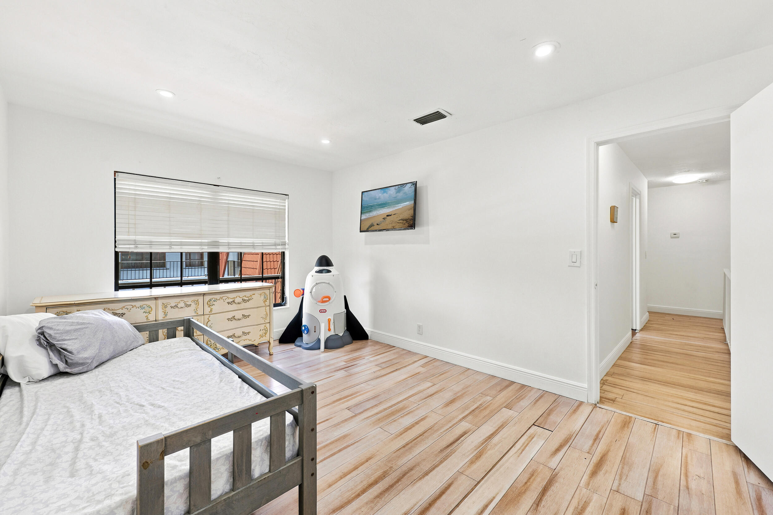 GOLFVIEW HARBOUR TOWNHOUSES - Residential