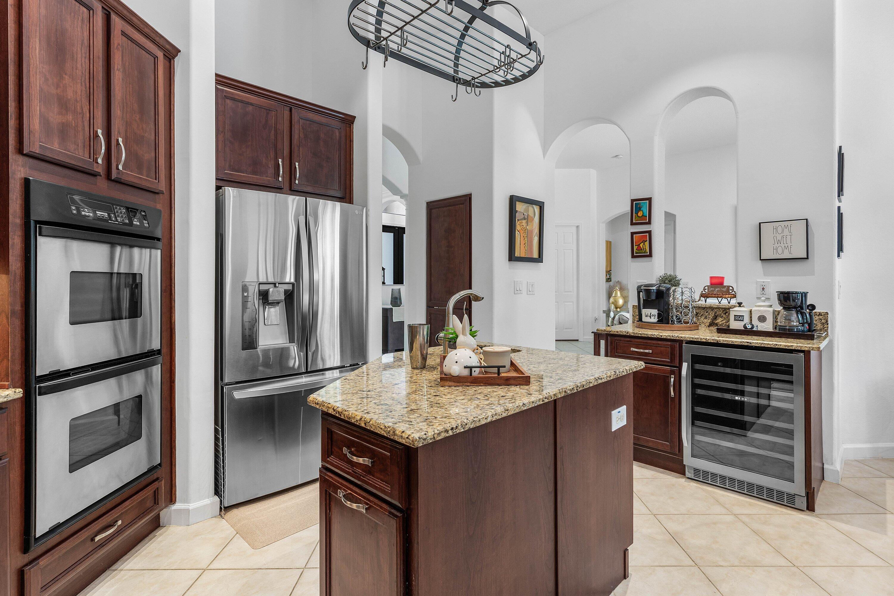 WEST SHORE - Residential