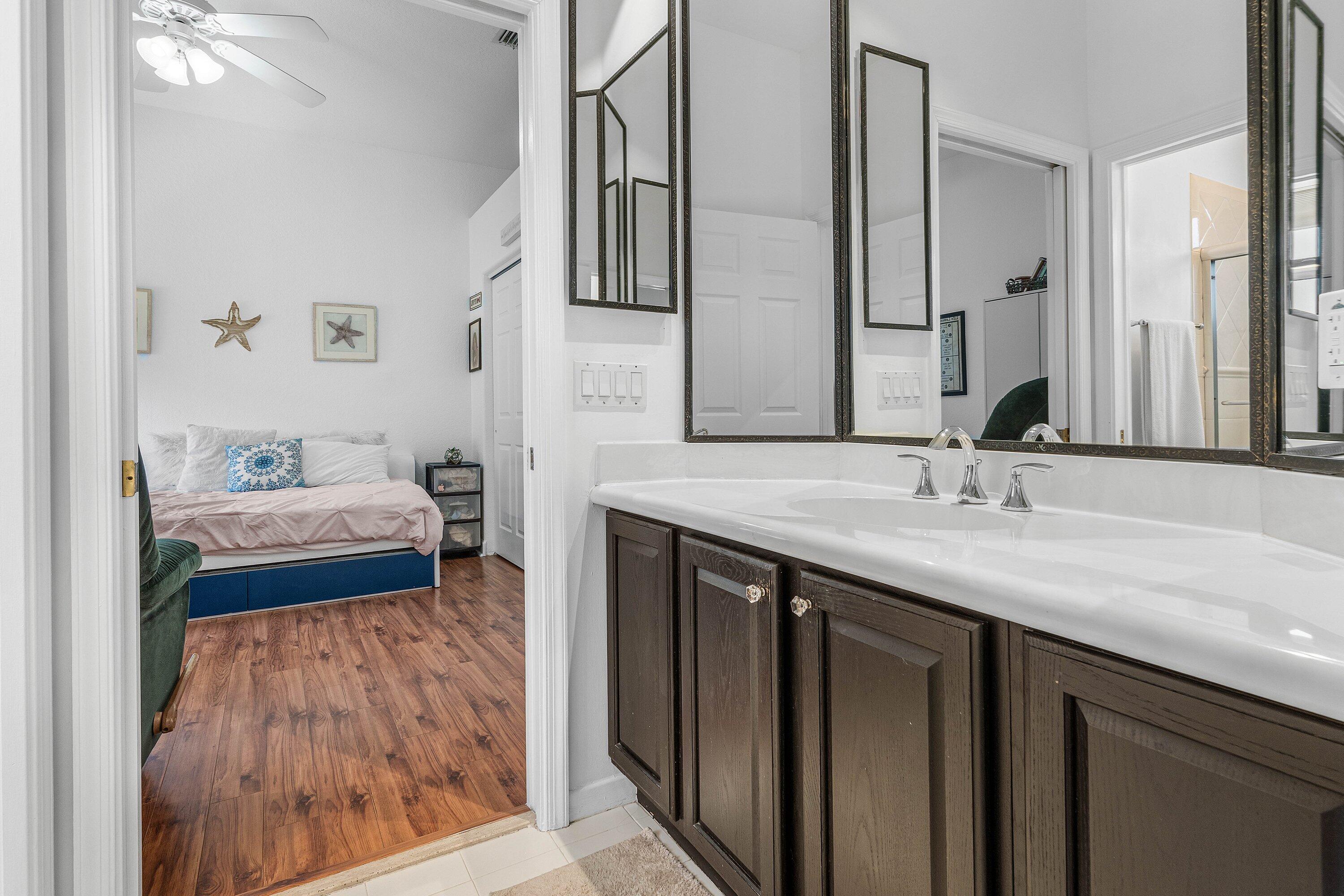 WEST SHORE - Residential