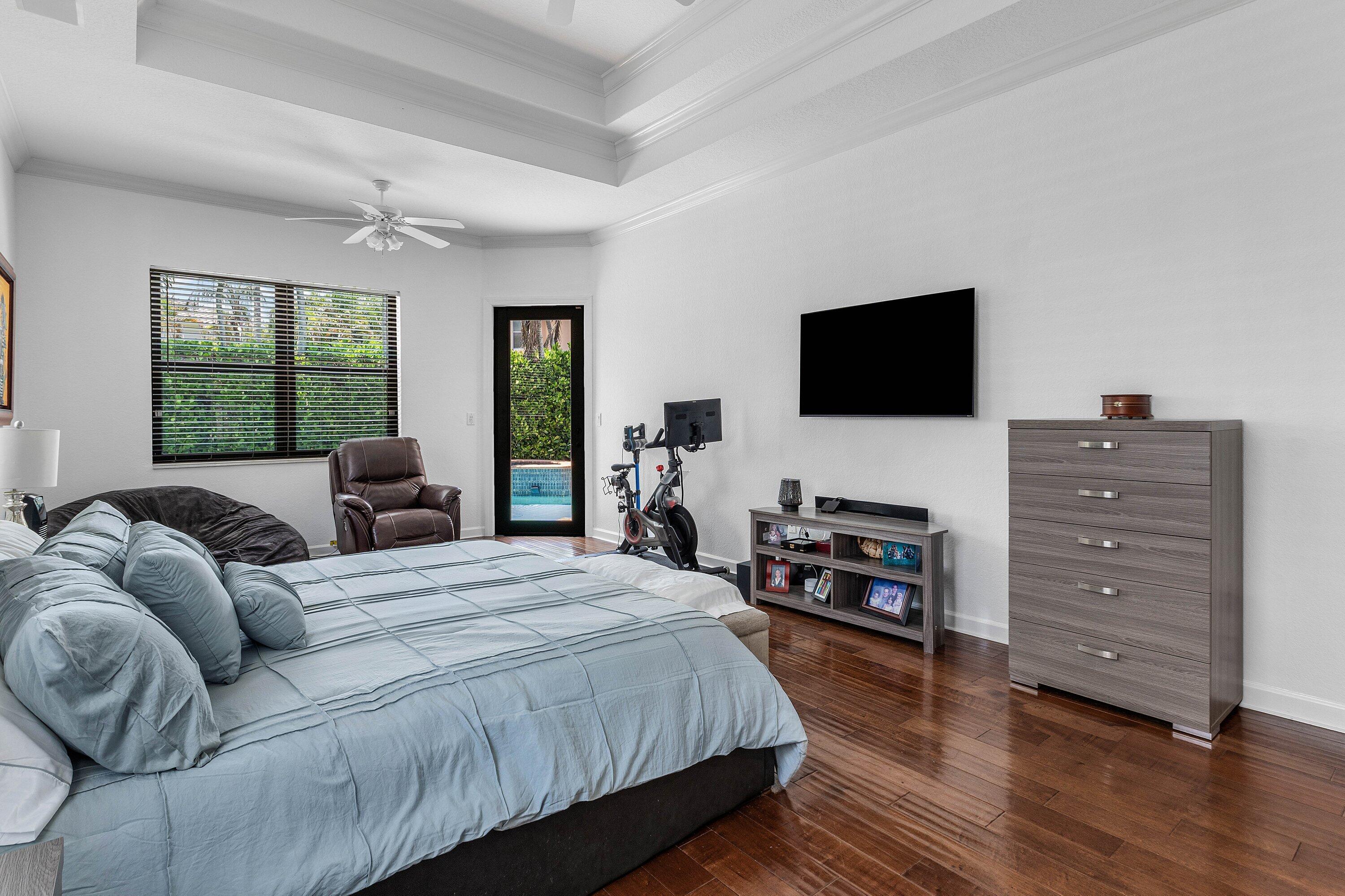 WEST SHORE - Residential