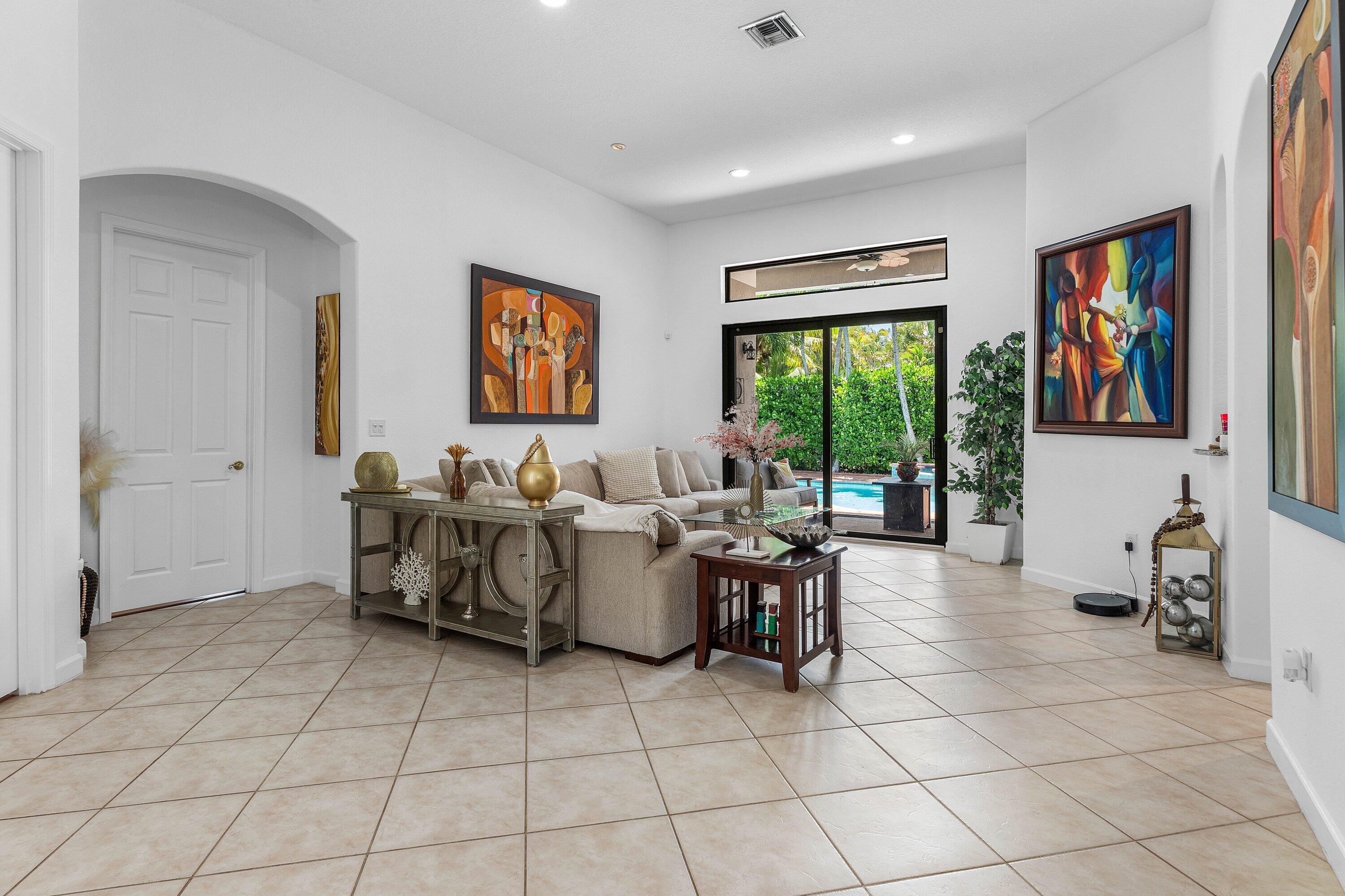 WEST SHORE - Residential