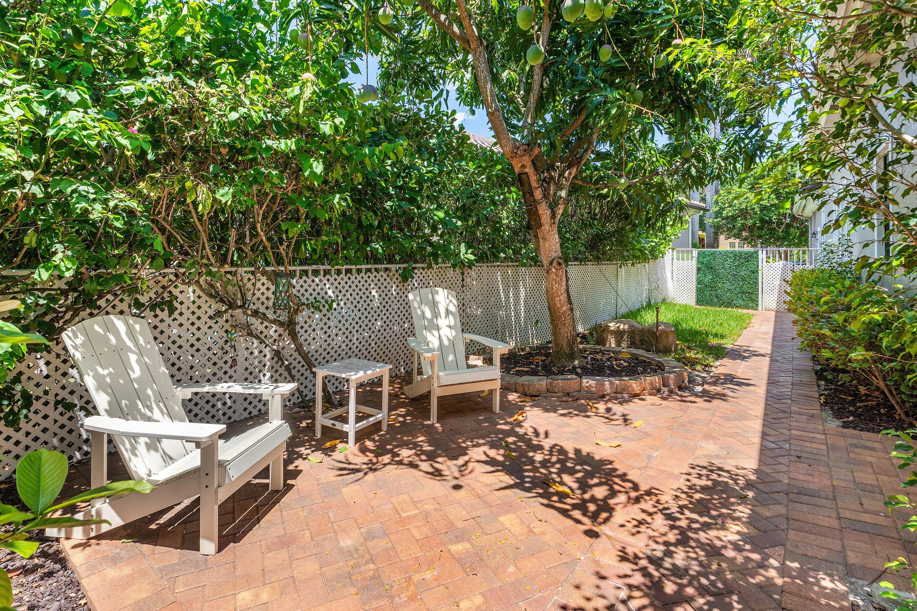 WEST SHORE - Residential