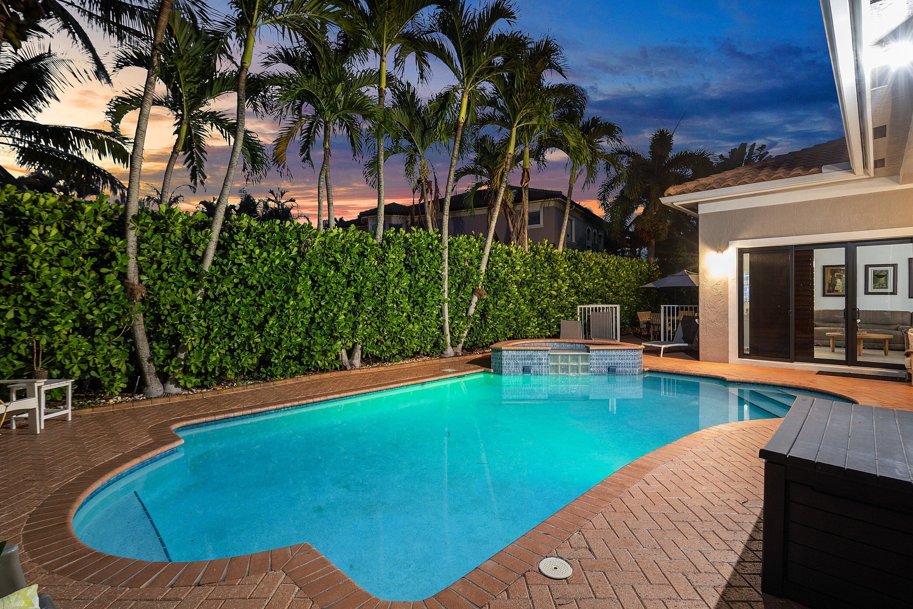 WEST SHORE - Residential