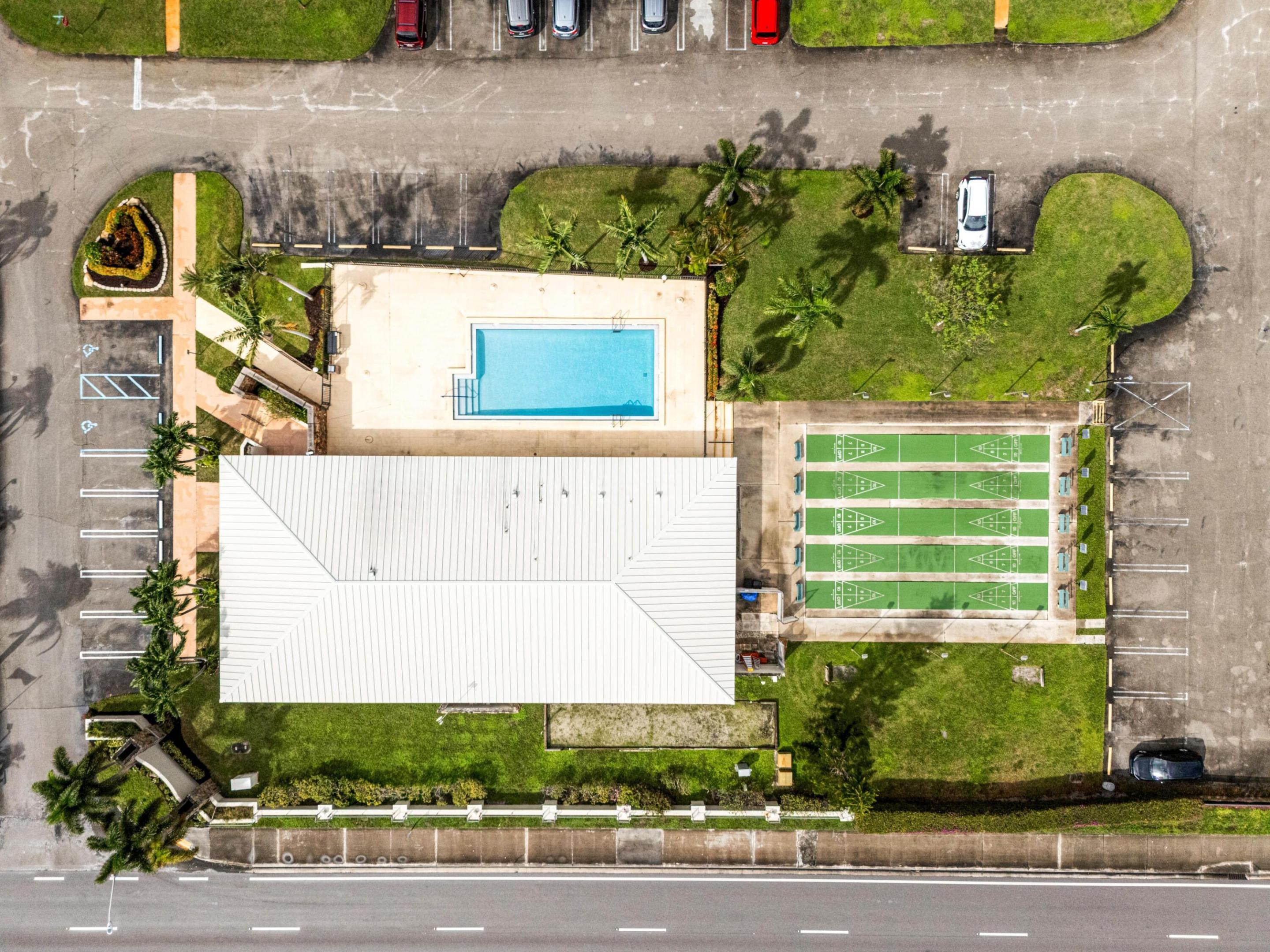 PINE POINT VILLAS CONDO - Residential