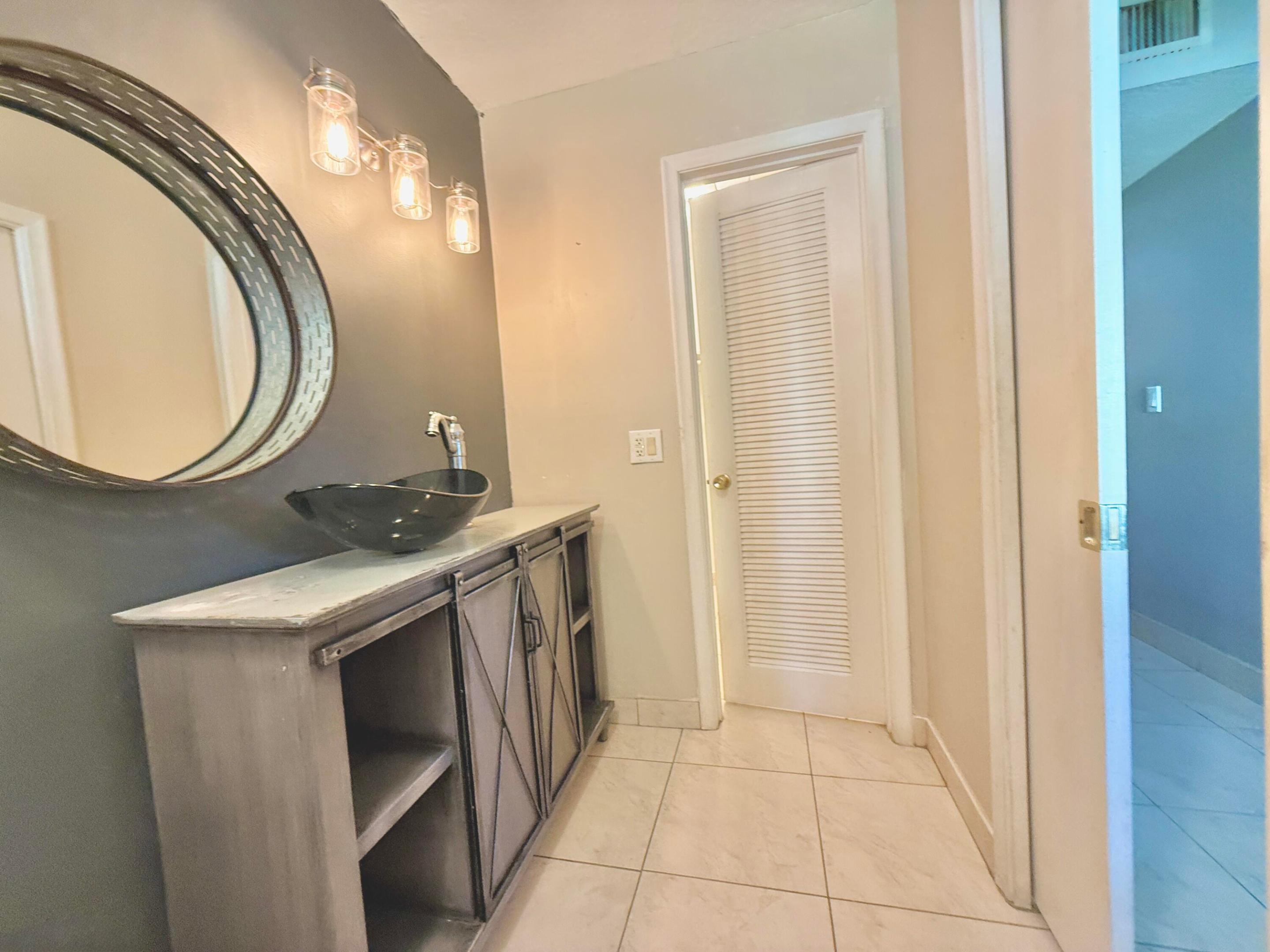 PINE POINT VILLAS CONDO - Residential