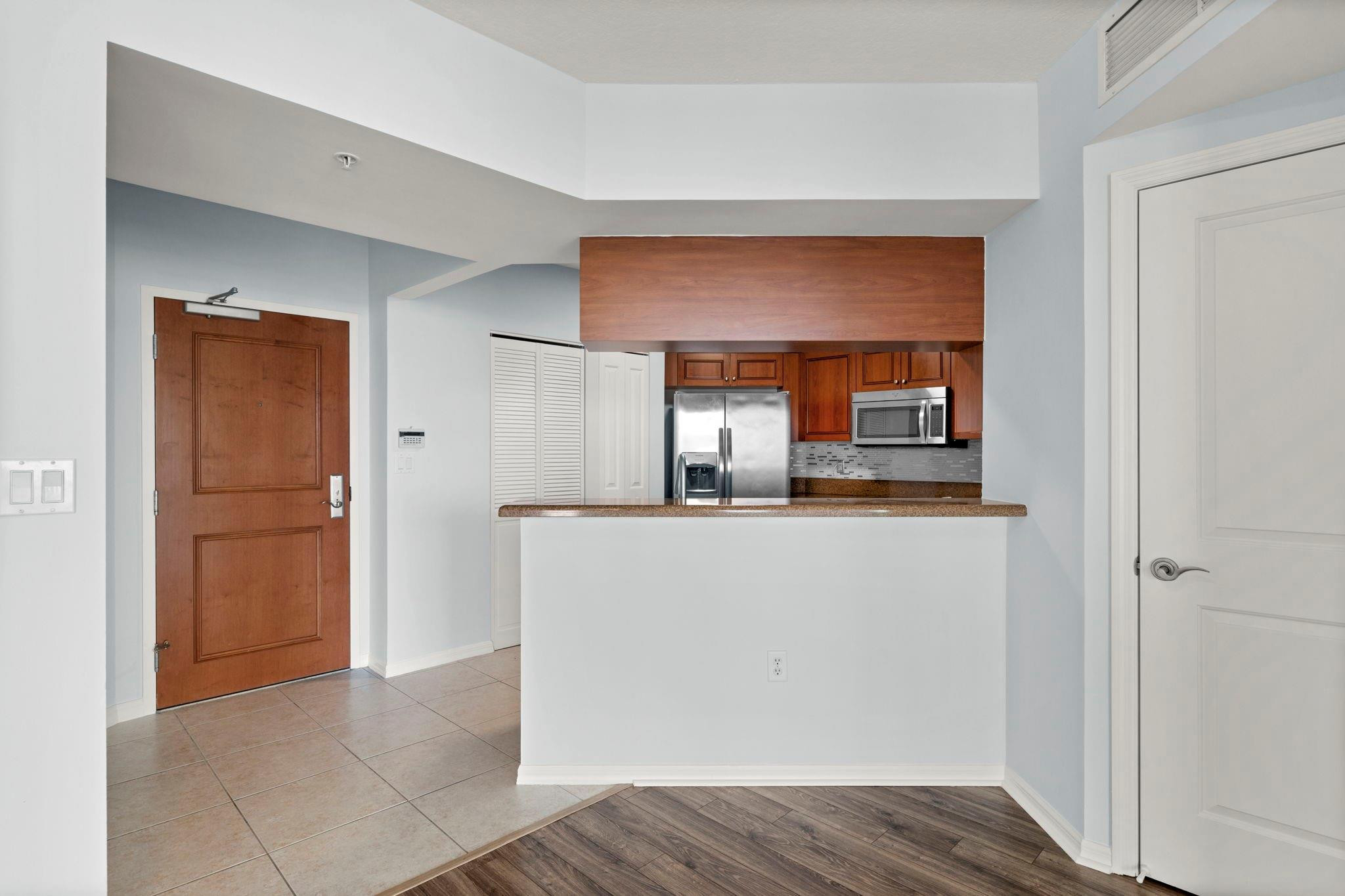 WATERGARDEN CONDO - Residential Lease