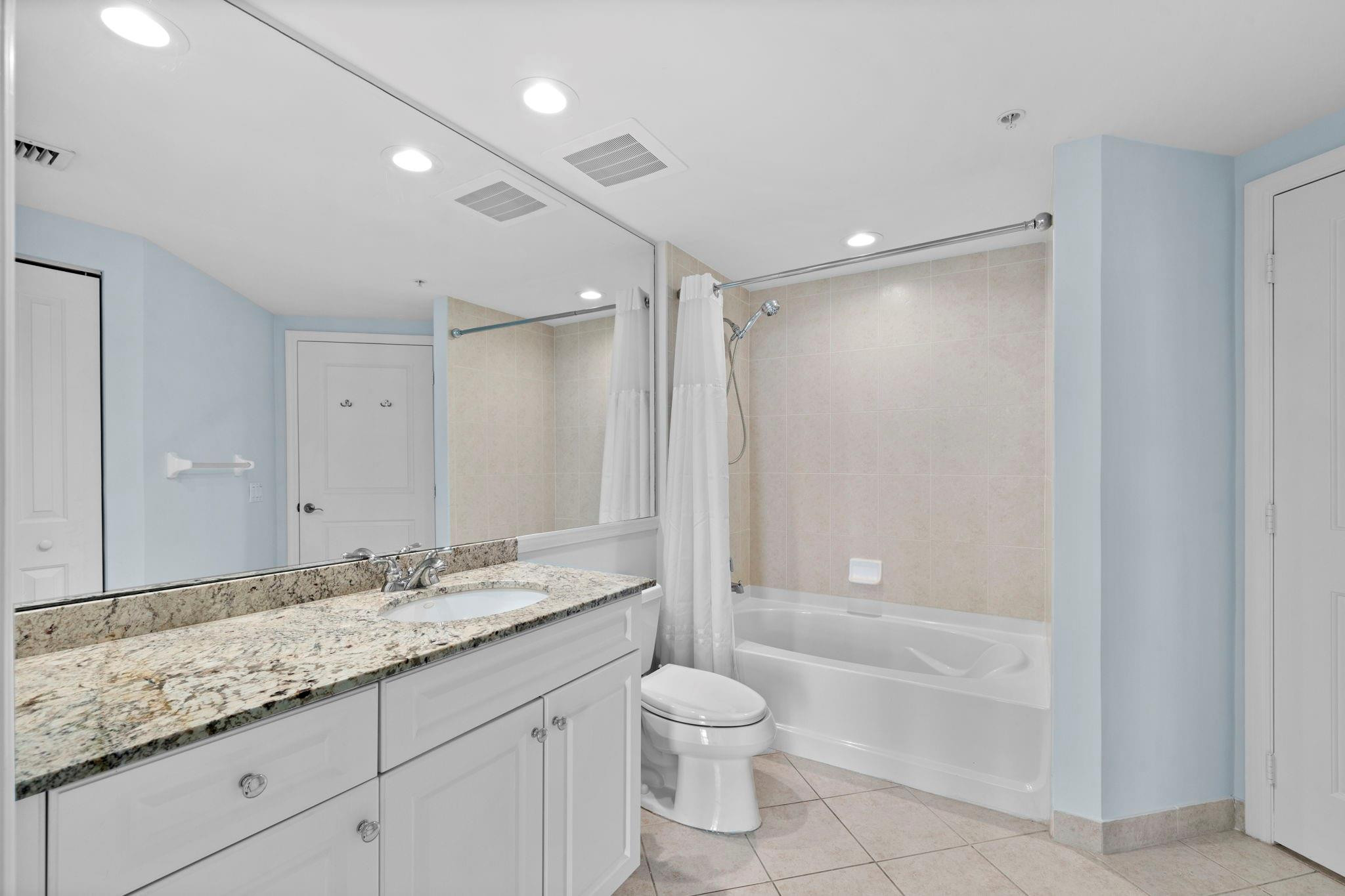 WATERGARDEN CONDO - Residential Lease