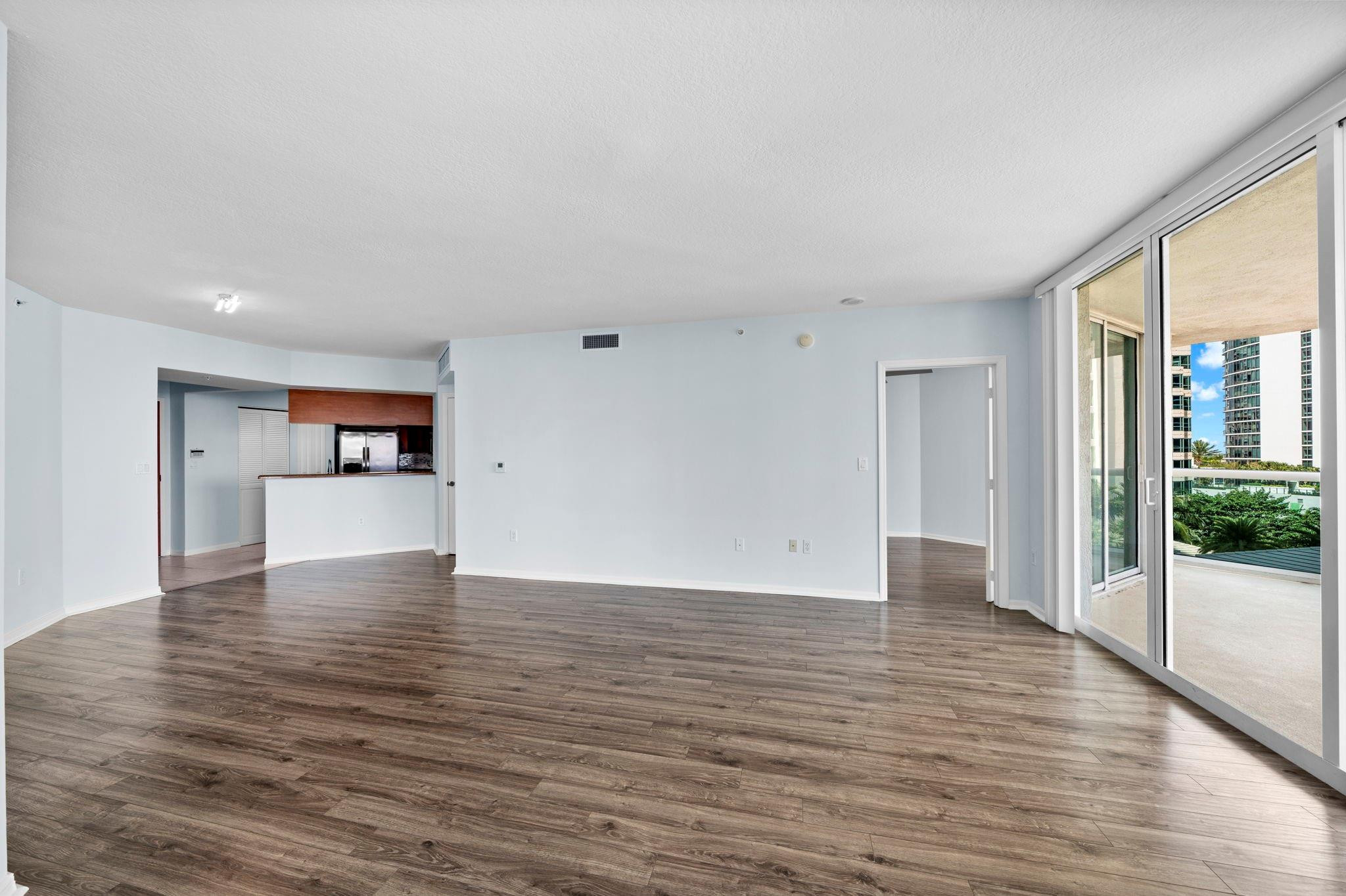WATERGARDEN CONDO - Residential Lease