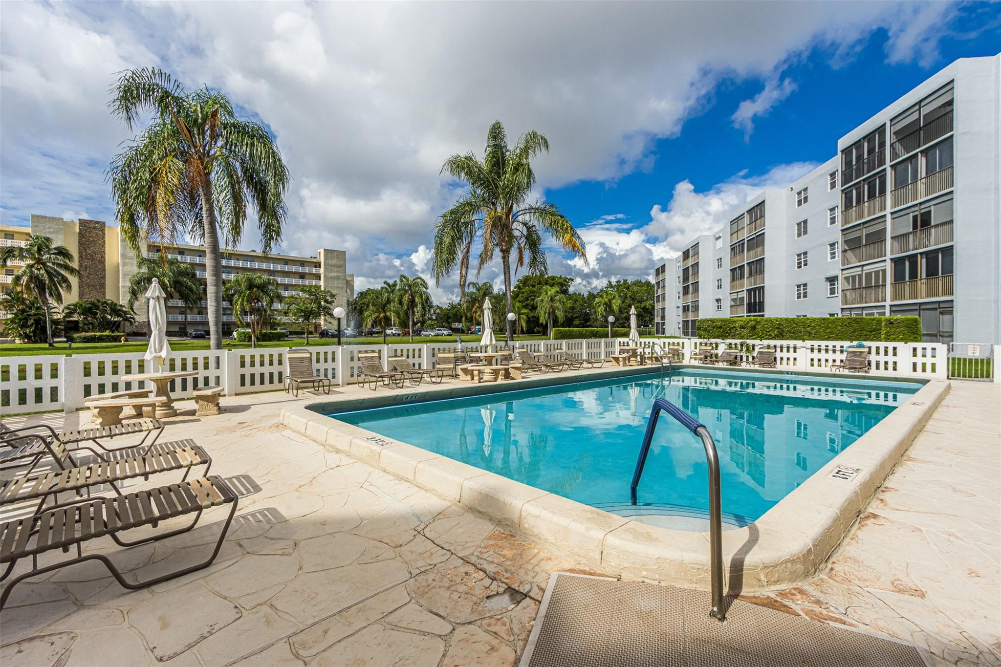 Meadowbrook - Residential