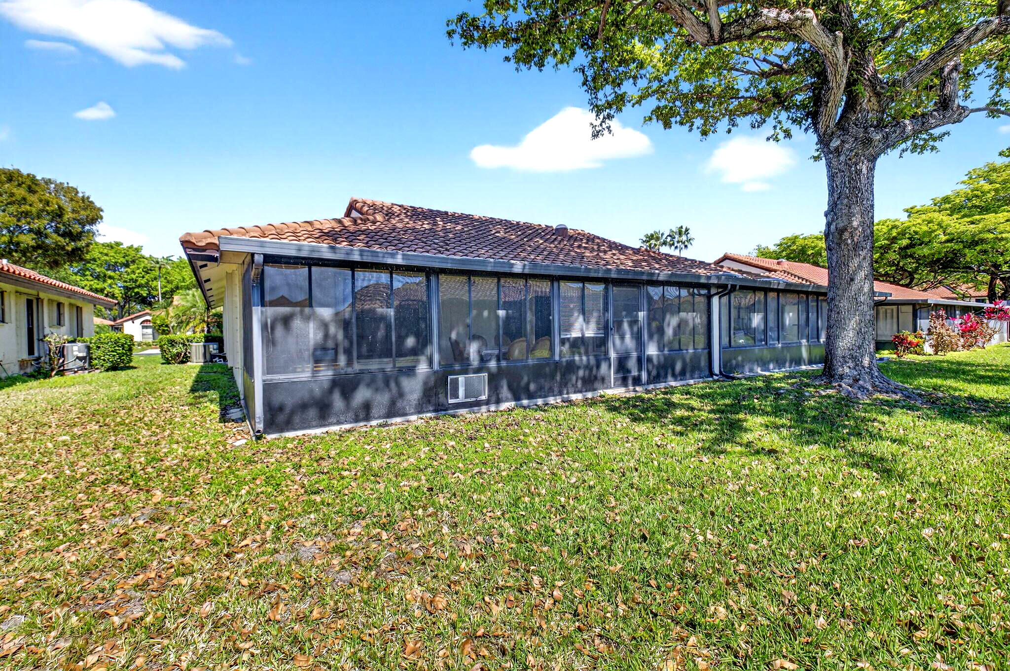 PALM CHASE CONDO - Residential Lease