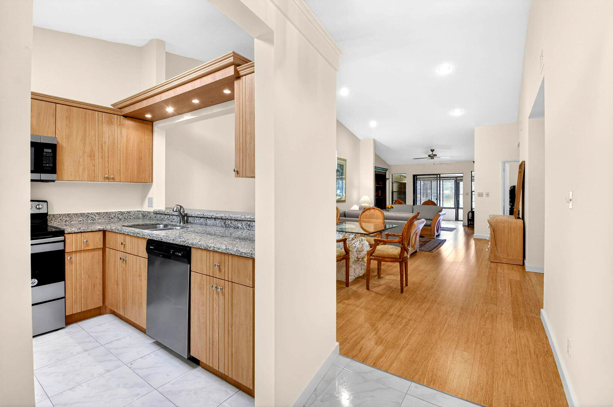 PALM CHASE CONDO - Residential Lease
