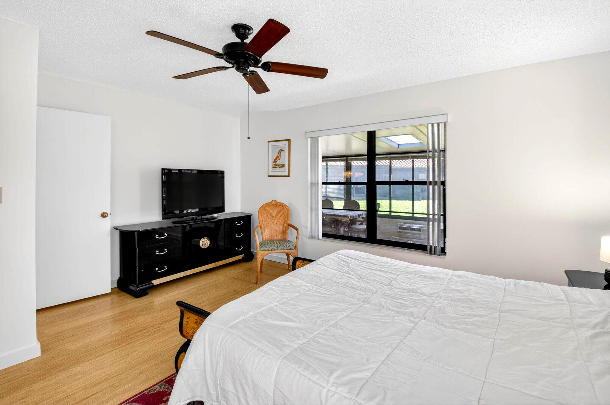 PALM CHASE CONDO - Residential Lease