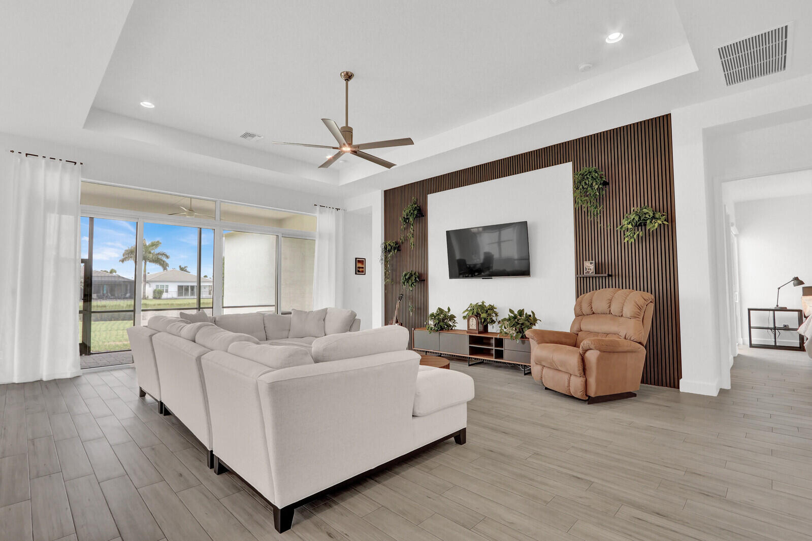 VALENCIA SOUND - Residential