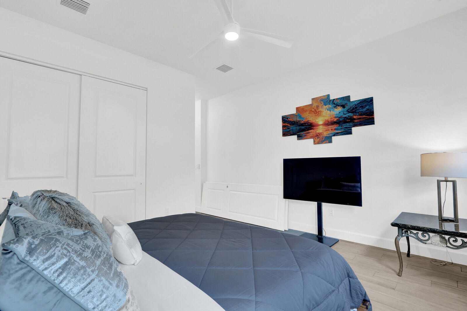 VALENCIA SOUND - Residential
