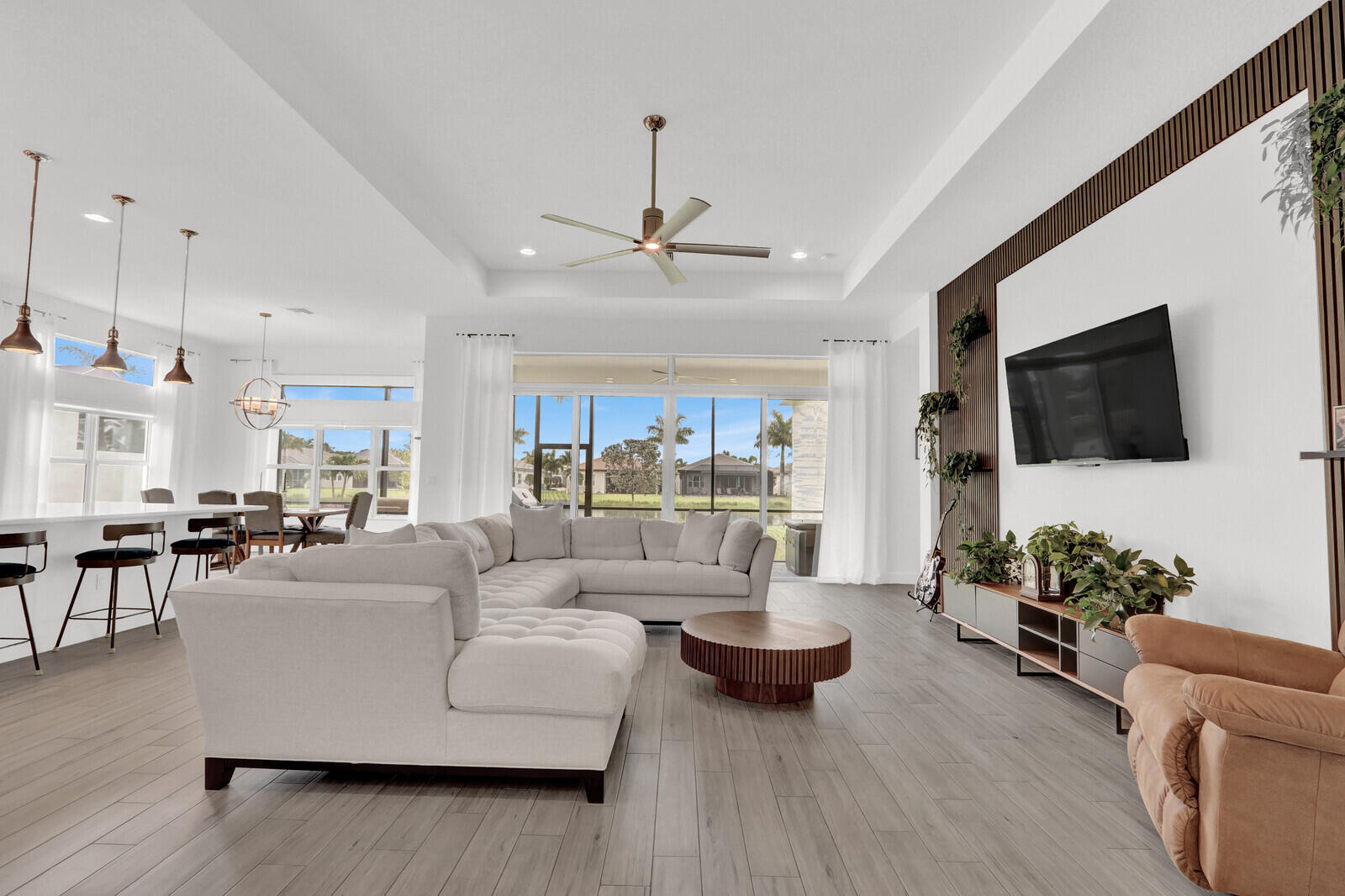 VALENCIA SOUND - Residential