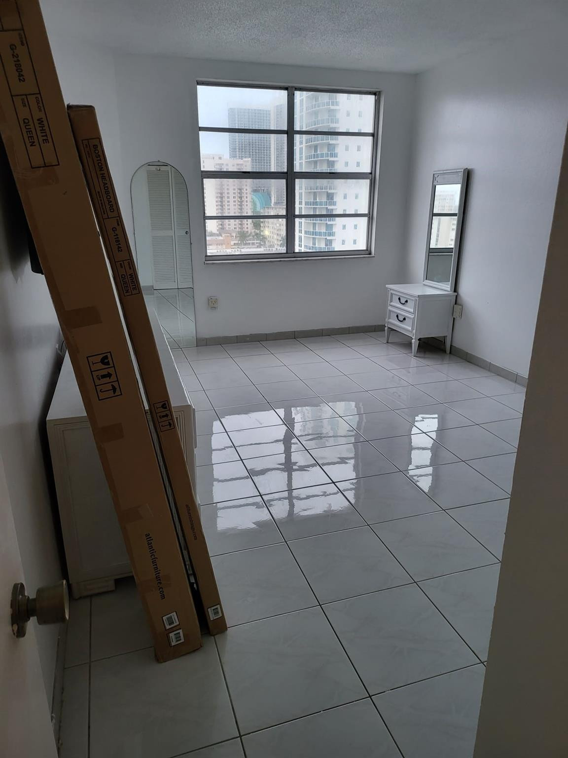 HEMISPHERES CONDO - Residential