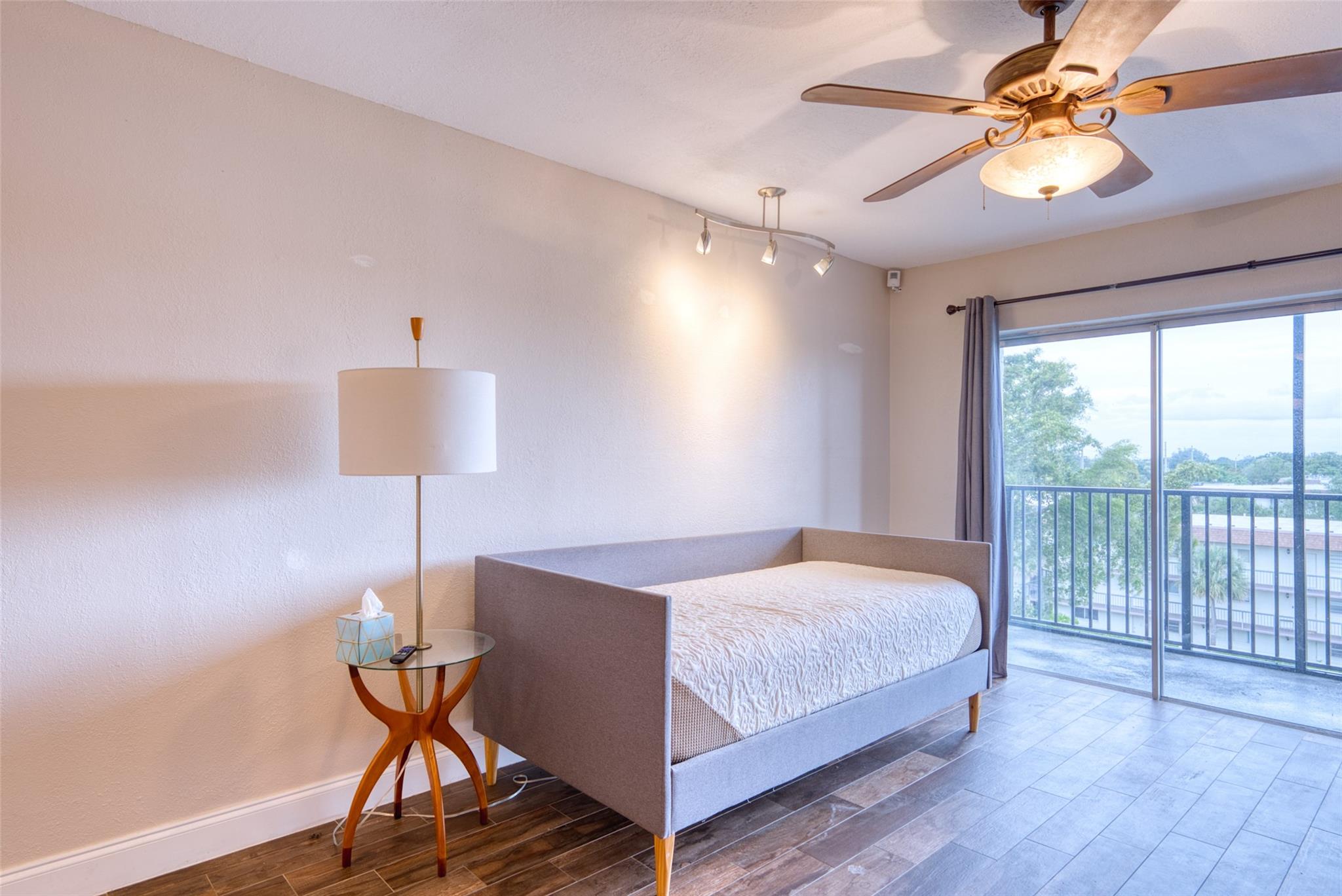 VILLAGE SQUARE CONDO - Residential