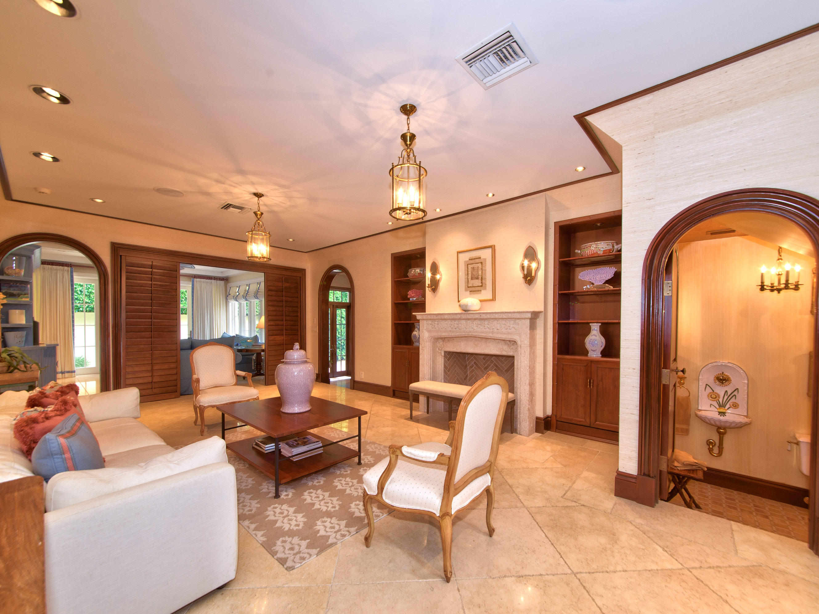 NORTH SHORE - Residential