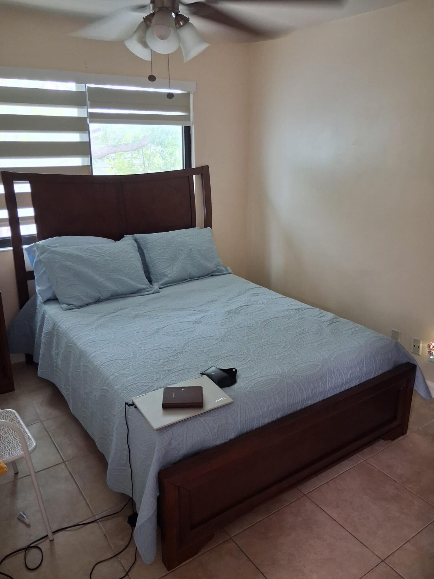 NOB HILL AT WELLEBY CONDO NO 3 - Residential