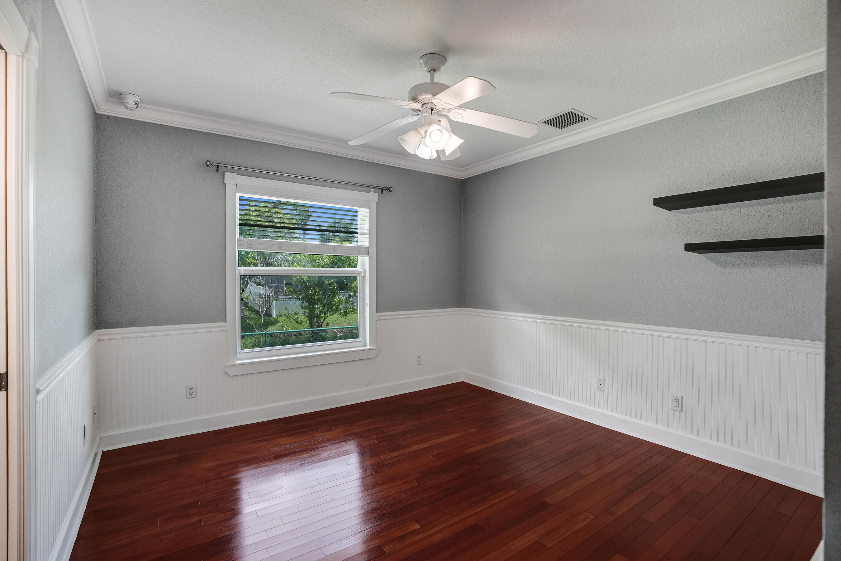 WHISPERING BROOKS ESTATES - Residential