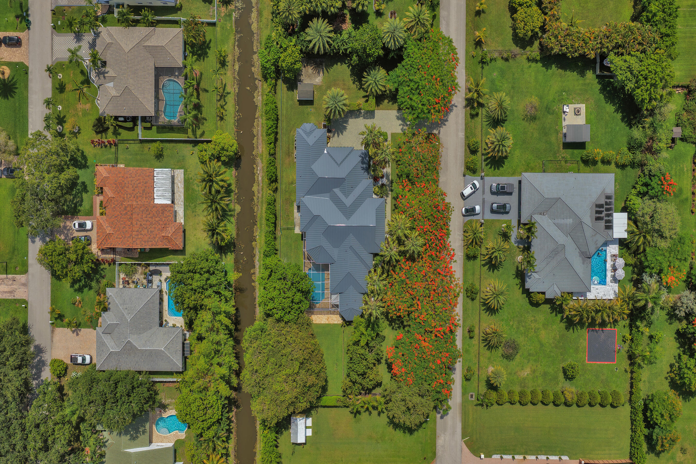 WHISPERING BROOKS ESTATES - Residential