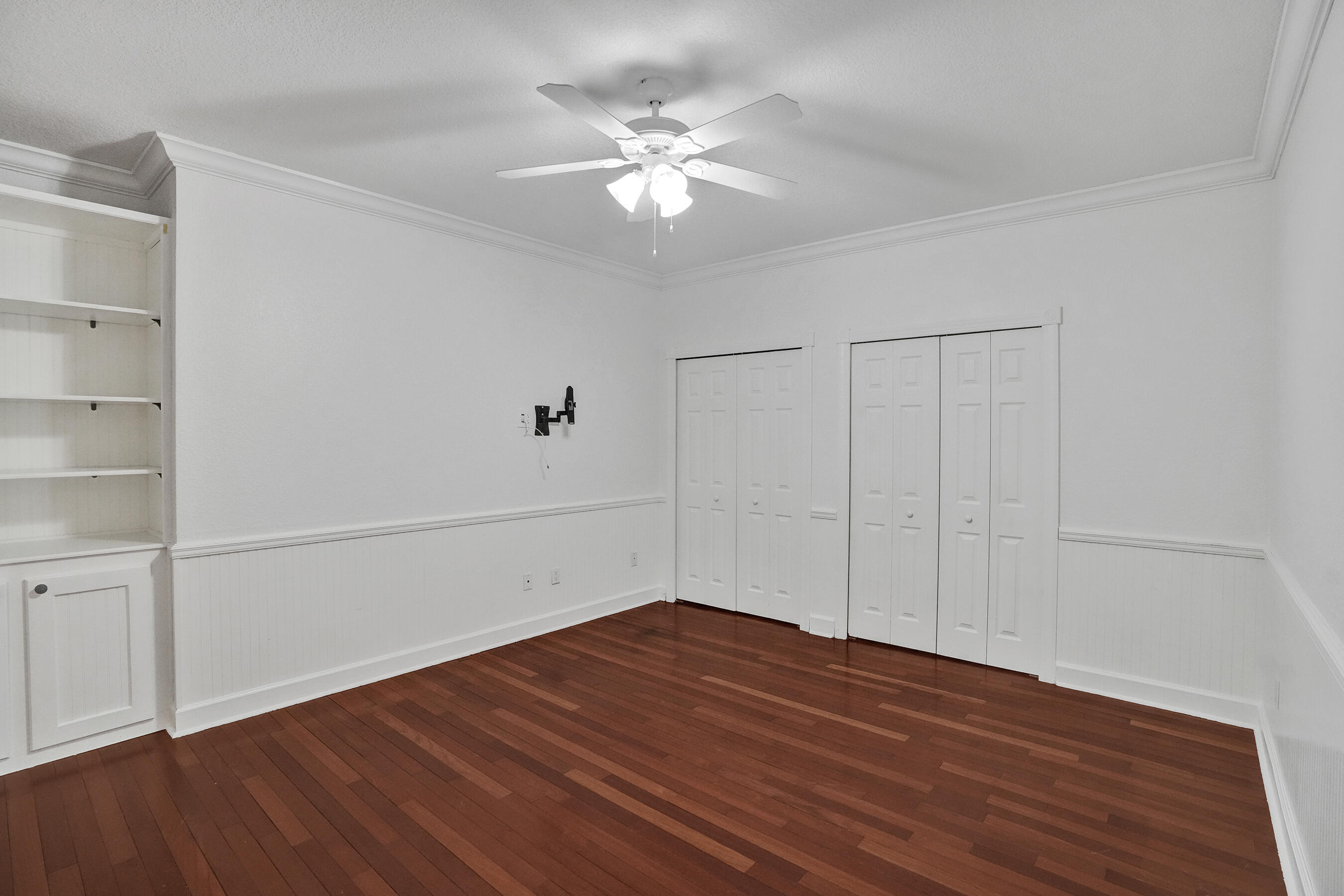 WHISPERING BROOKS ESTATES - Residential