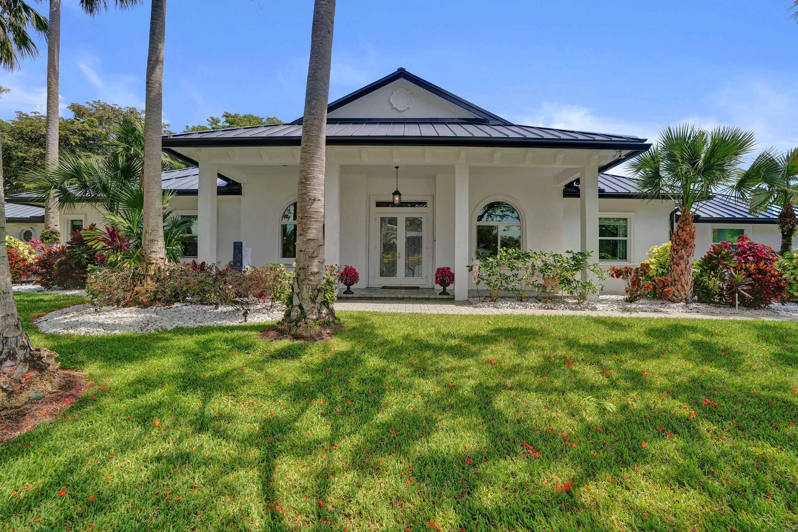 WHISPERING BROOKS ESTATES - Residential