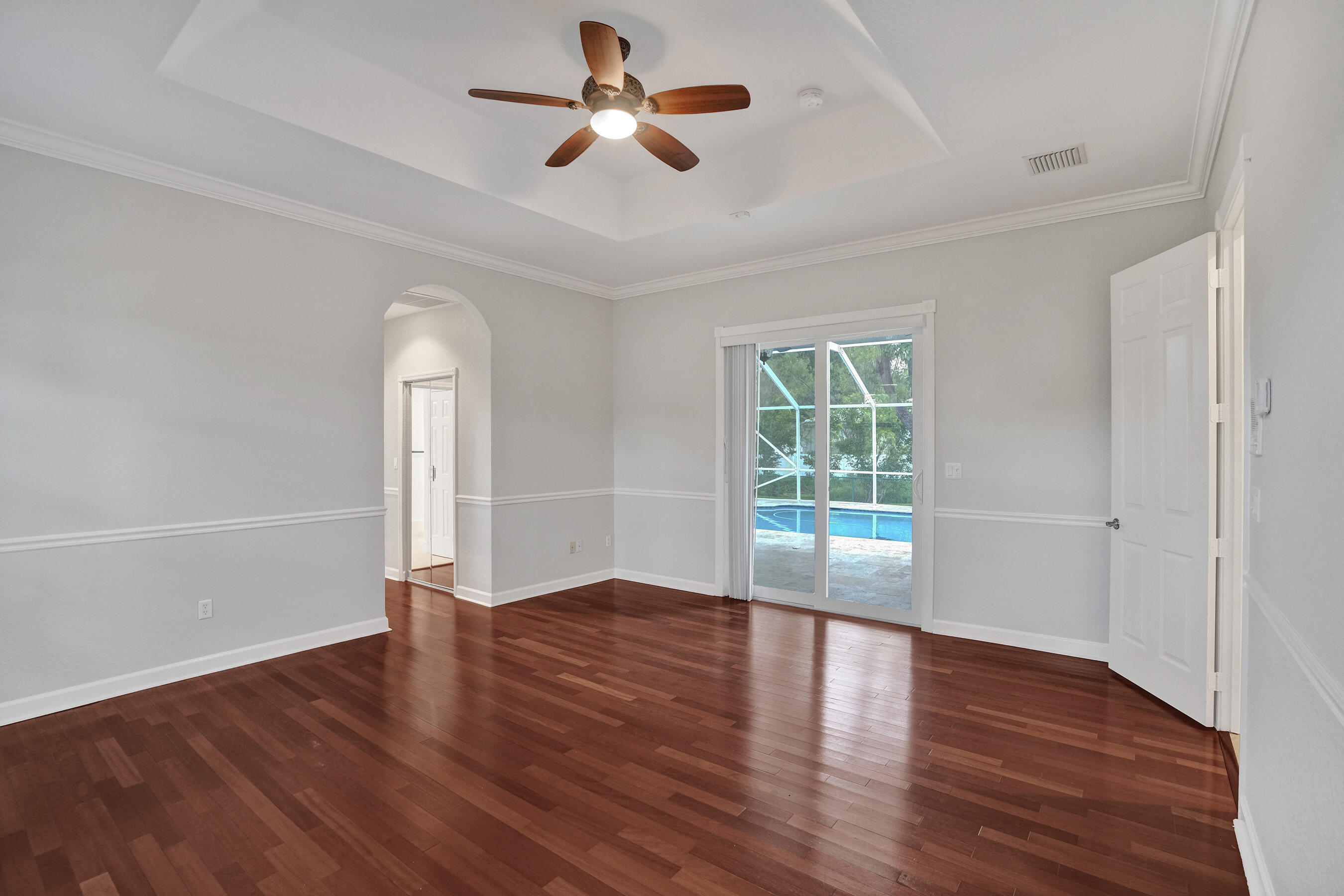 WHISPERING BROOKS ESTATES - Residential