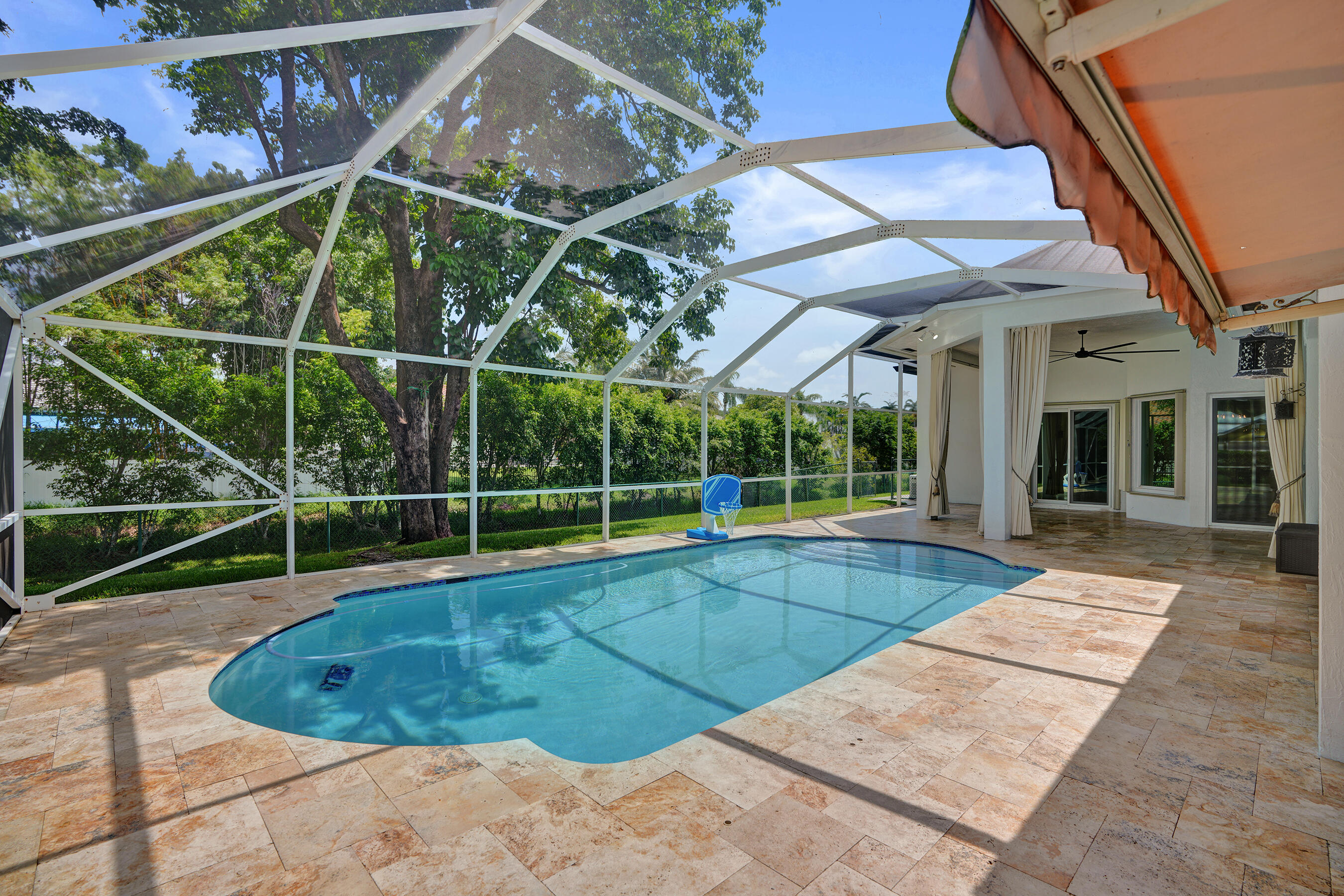 WHISPERING BROOKS ESTATES - Residential