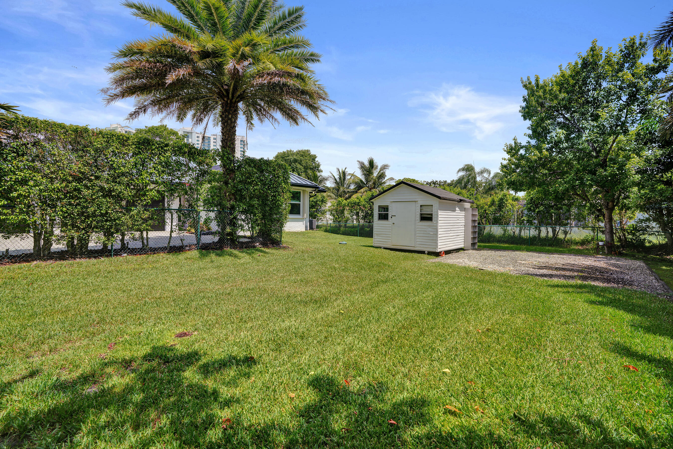 WHISPERING BROOKS ESTATES - Residential