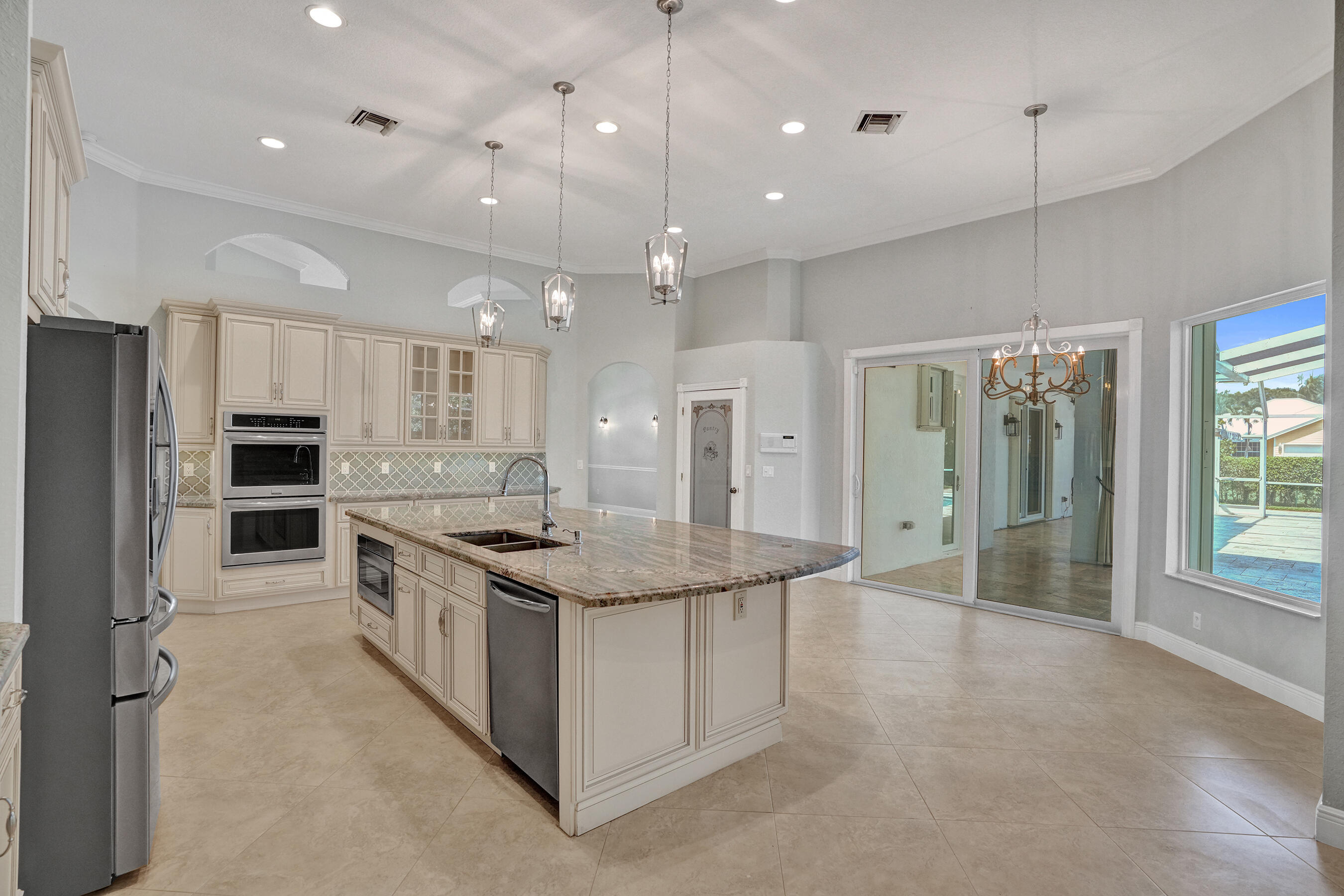 WHISPERING BROOKS ESTATES - Residential
