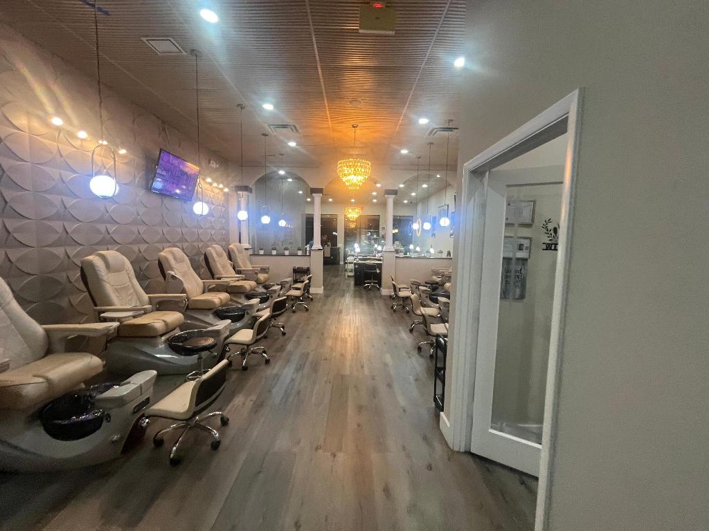 This is a well-established nail salon located in the heart of West Boca Raton on State Road 7. The salon has built a loyal customer base in the community and continues to attract steady walk-in traffic due to its excellent location, visibility, and easy parking.

The salon offers a wide range of professional services including:

Manicures & pedicures

Gel, acrylic, and dip powder nails

Nail art & custom designs

Waxing services

Eyelash extensions

With modern décor, quality equipment, and experienced staff in place, this salon is truly turnkey and ready for a new owner to continue growing the business.

Growth & Expansion

Expand marketing on social media and Google Ads to drive more local traffic.

Introduce additional spa services such as facials, thr