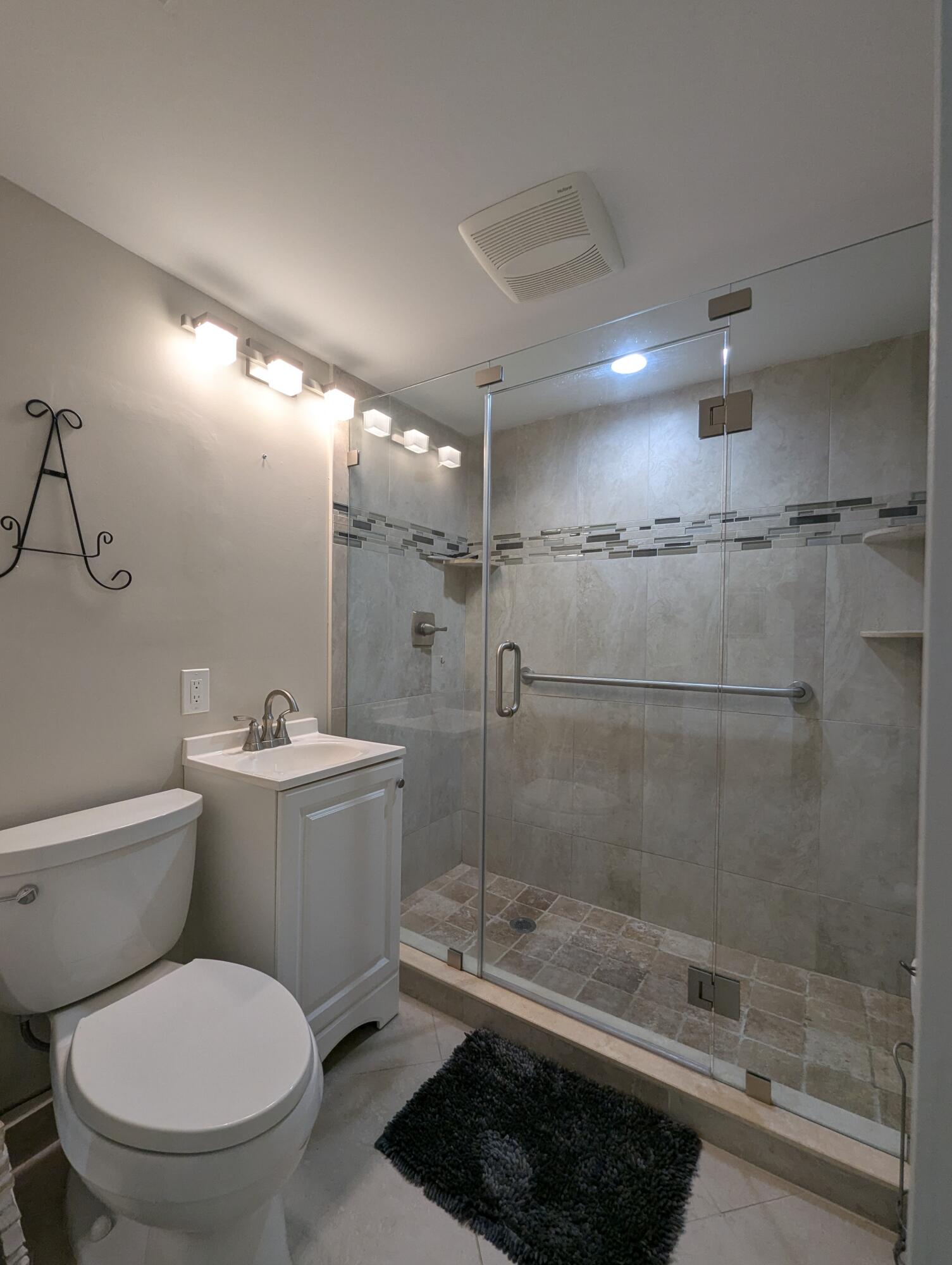 BLAIR HOUSE CONDO A - Residential Lease