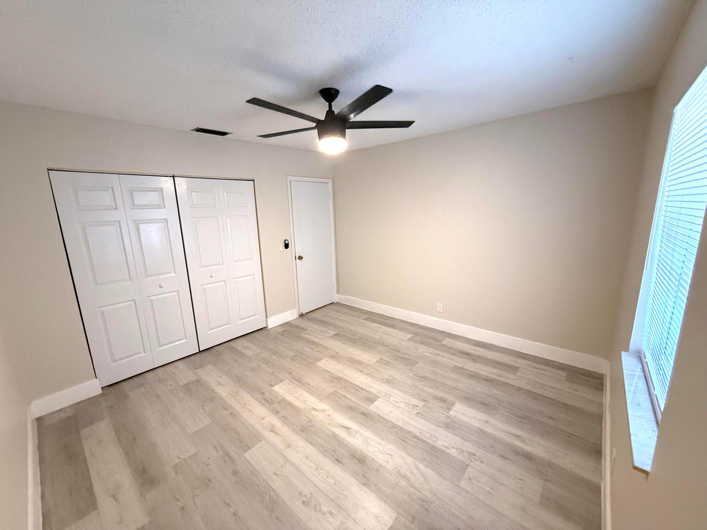 HAMMOCK OF SANDALFOOT - Residential Lease