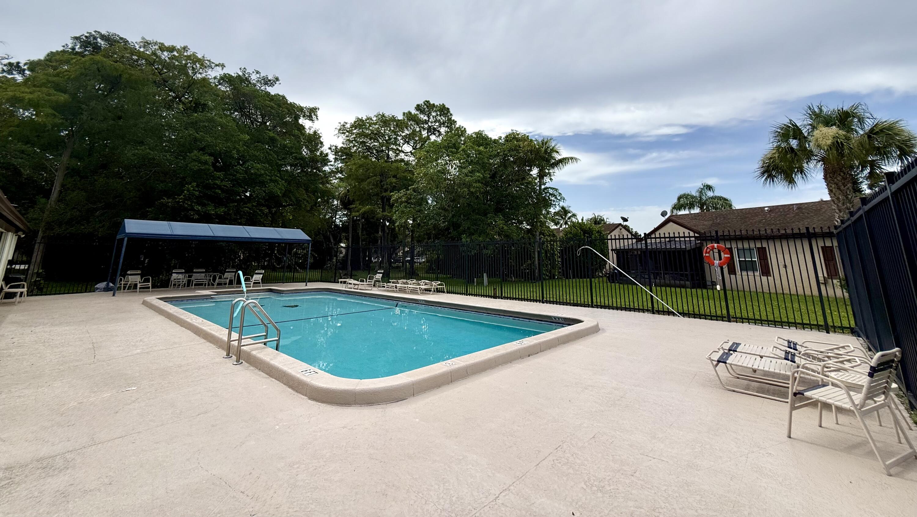 HAMMOCK OF SANDALFOOT - Residential Lease