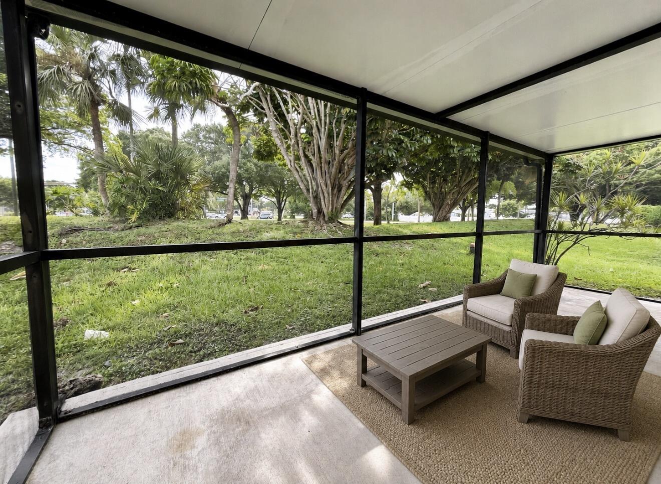 HAMMOCK OF SANDALFOOT - Residential Lease