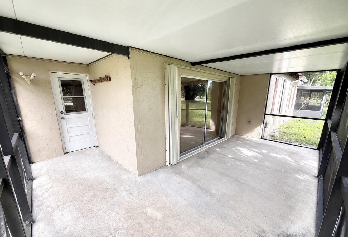 HAMMOCK OF SANDALFOOT - Residential Lease