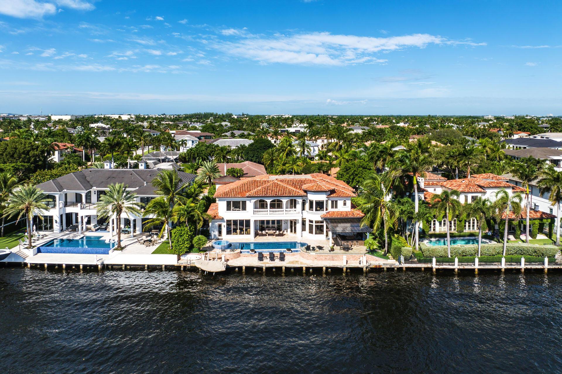 ROYAL PALM YACHT & COUNTRY CLUB - Residential