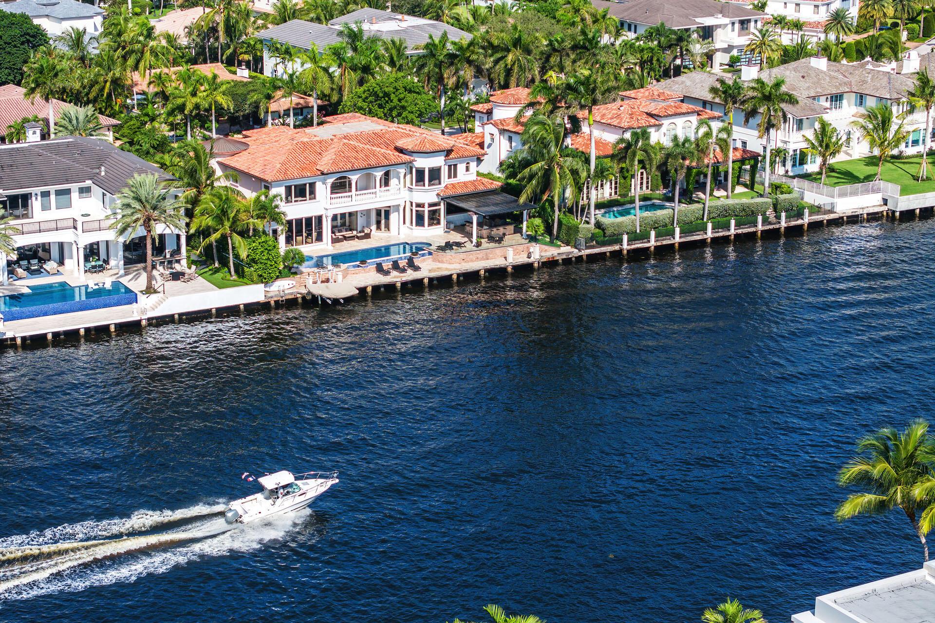 ROYAL PALM YACHT & COUNTRY CLUB - Residential