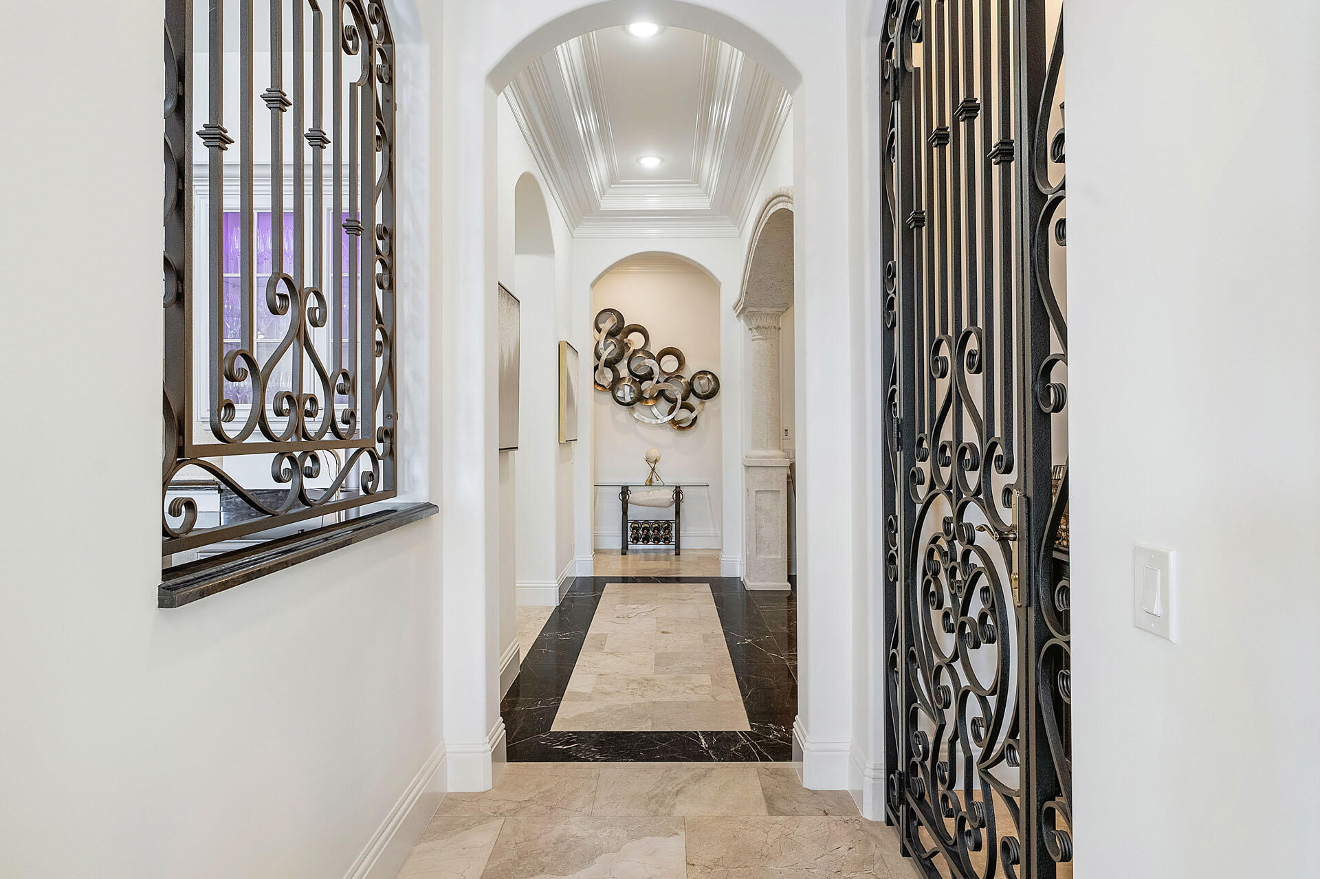 ROYAL PALM YACHT & COUNTRY CLUB - Residential