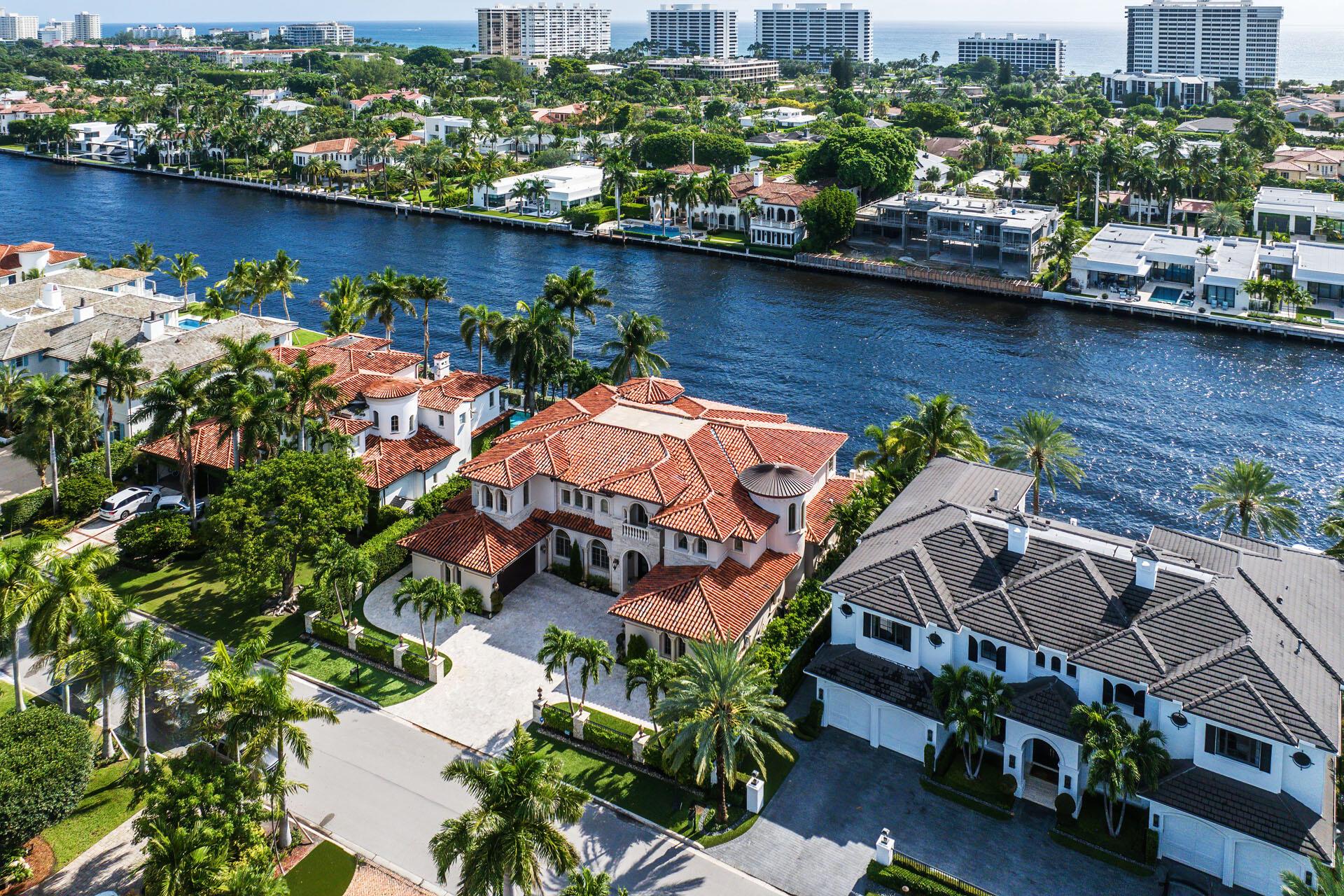 ROYAL PALM YACHT & COUNTRY CLUB - Residential