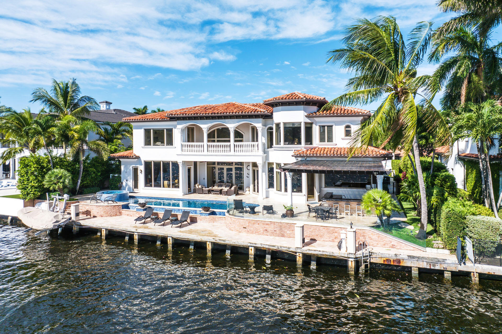ROYAL PALM YACHT & COUNTRY CLUB - Residential