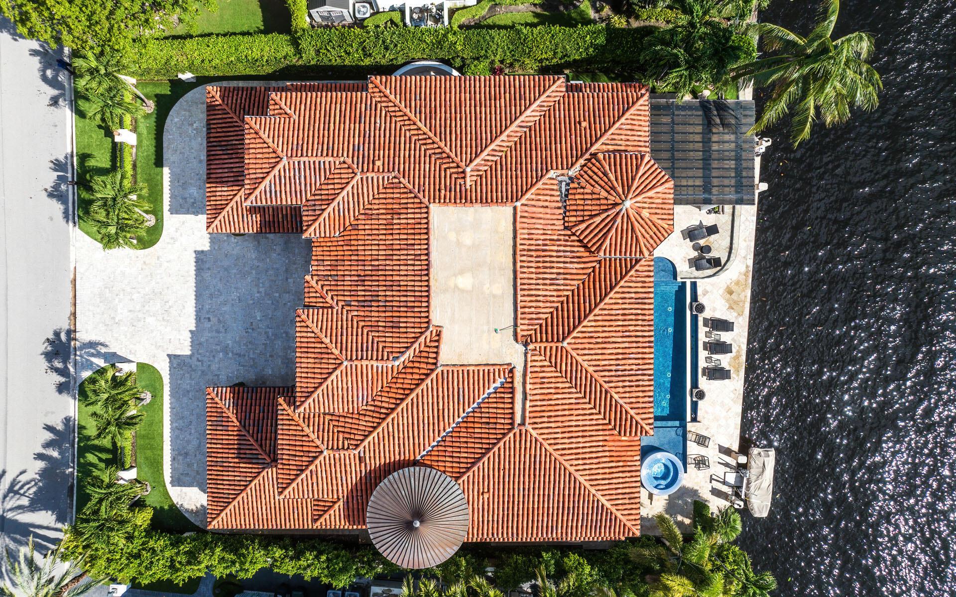 ROYAL PALM YACHT & COUNTRY CLUB - Residential