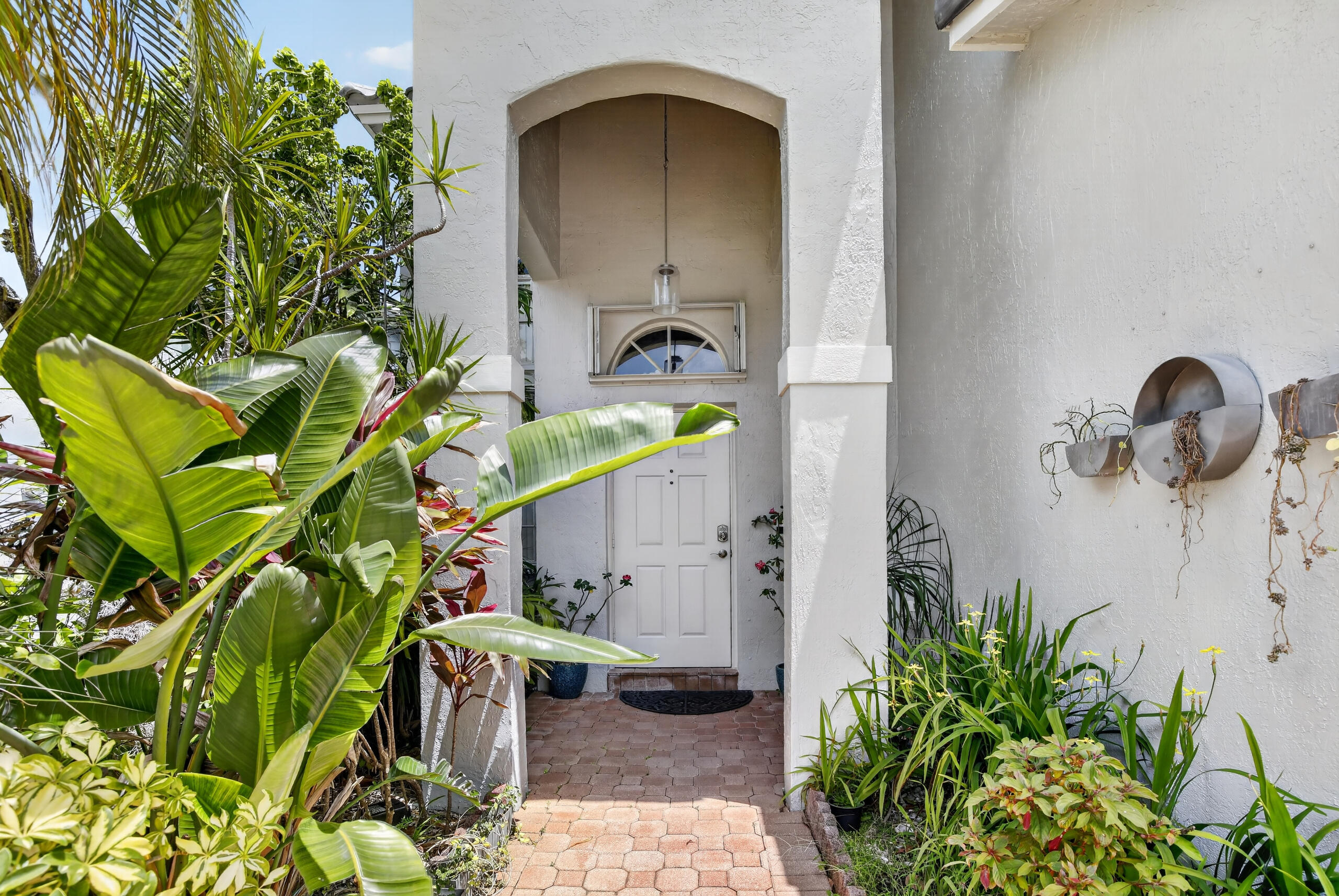 PEMBROKE POINTE PARCEL - Residential
